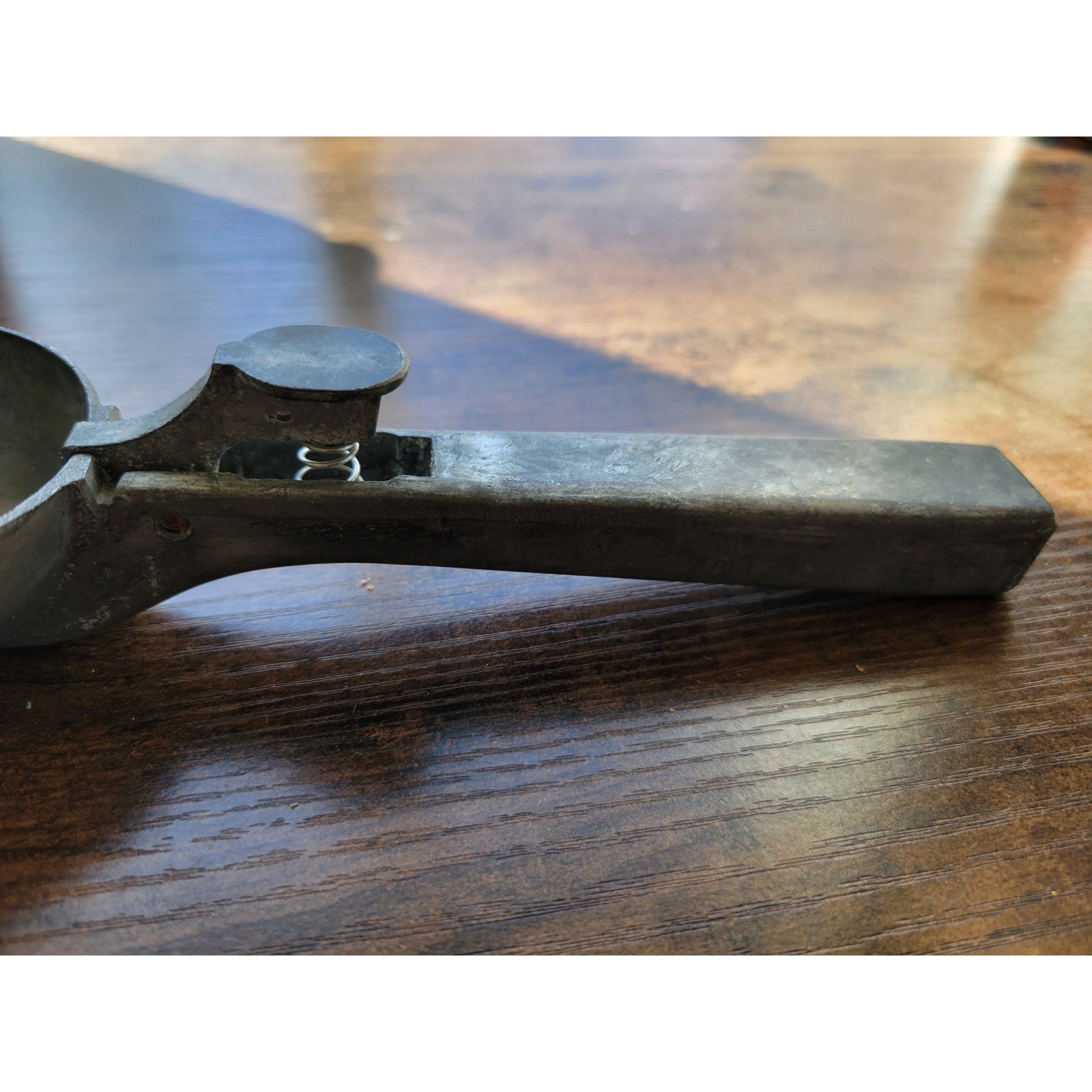 Aluminum Ice Cream Cone Scoop w/Thump Flipper - Like Safe T Dipper - Taiwan