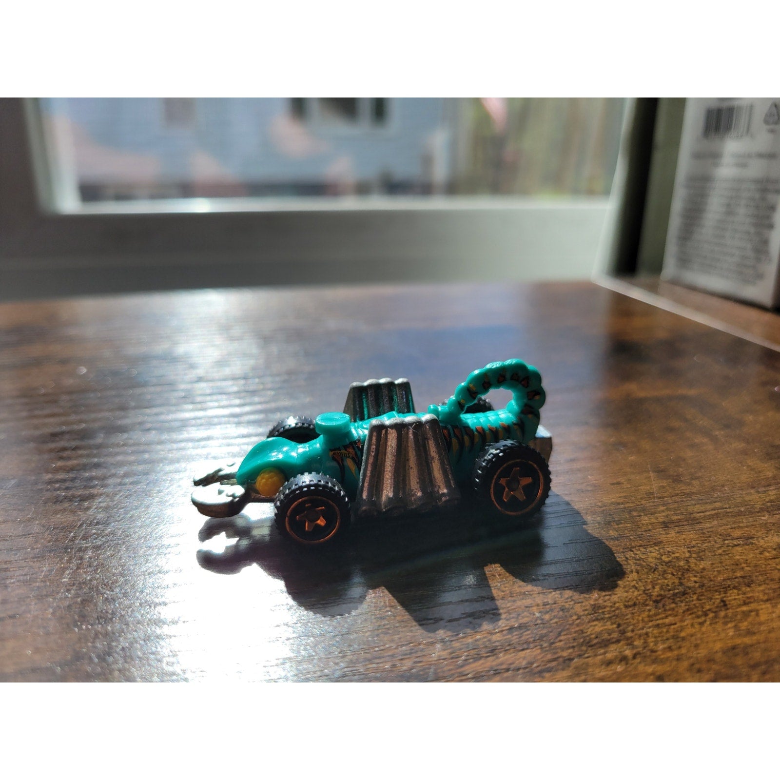2010 Hot Wheels - Speed Demons Eevil Weevel 2062 Turquoise Scorpion - loose