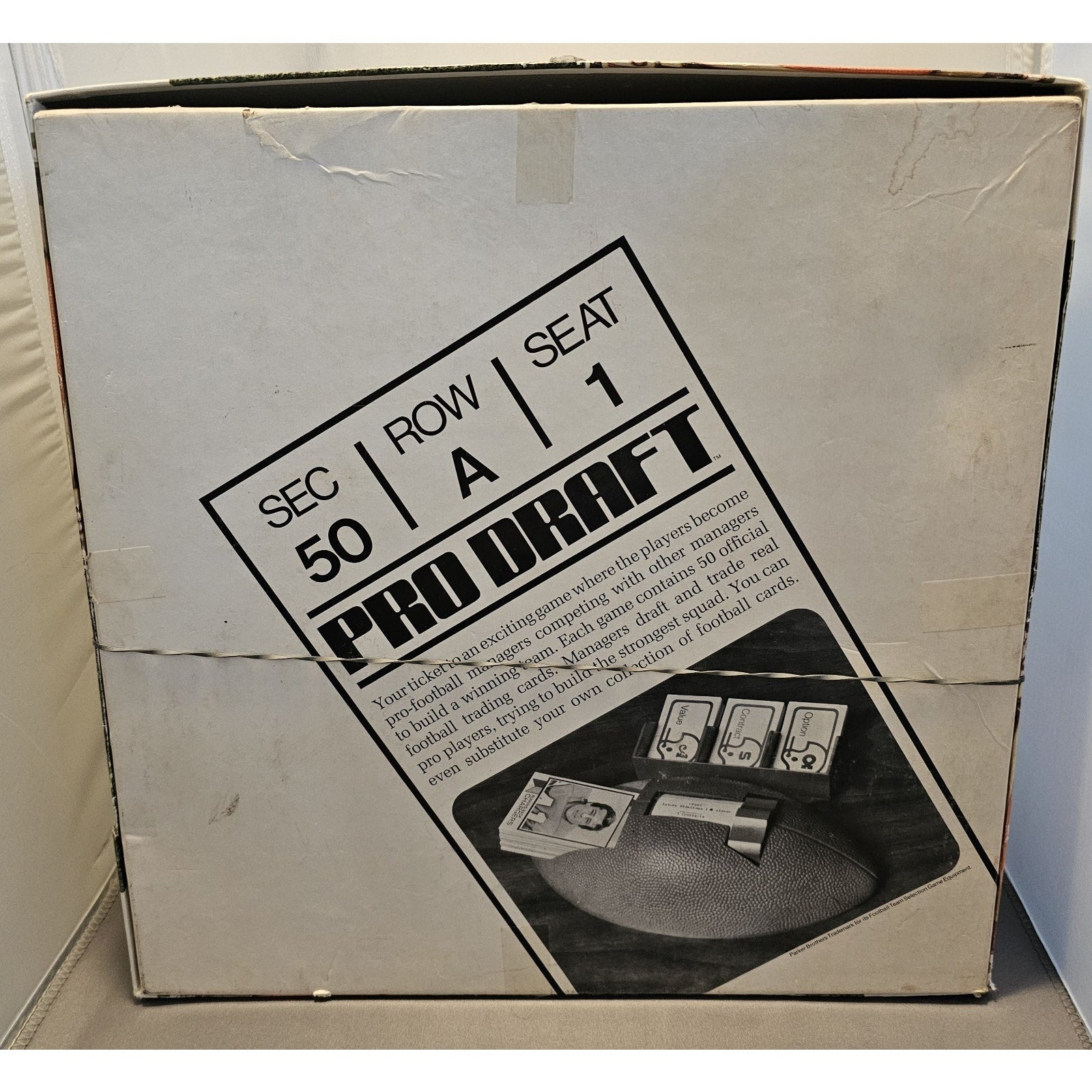 Vintage 1974 Parker Brothers No. 404 - Pro Draft Team Building Football Game