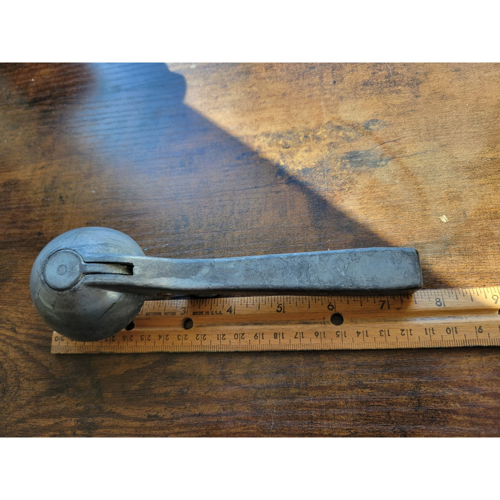 Aluminum Ice Cream Cone Scoop w/Thump Flipper - Like Safe T Dipper - Taiwan