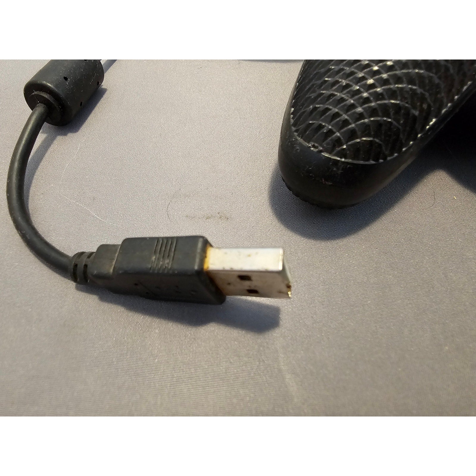 Atplay Black Model 1508481-1 - Playstation USB-Wired Controller - untested