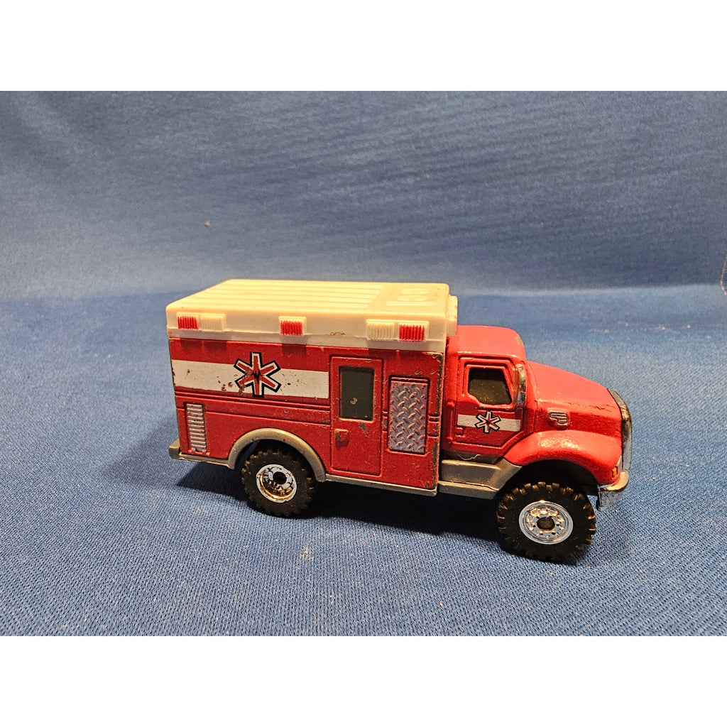 2012 Tonka Funrise #06412 - Red/White Ambulance/Paramedics/Rescue Vehicle -loose