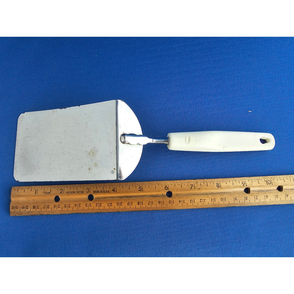 Vintage Chief Spatula/Flipper 11" (inches) w/White Plastic Handle