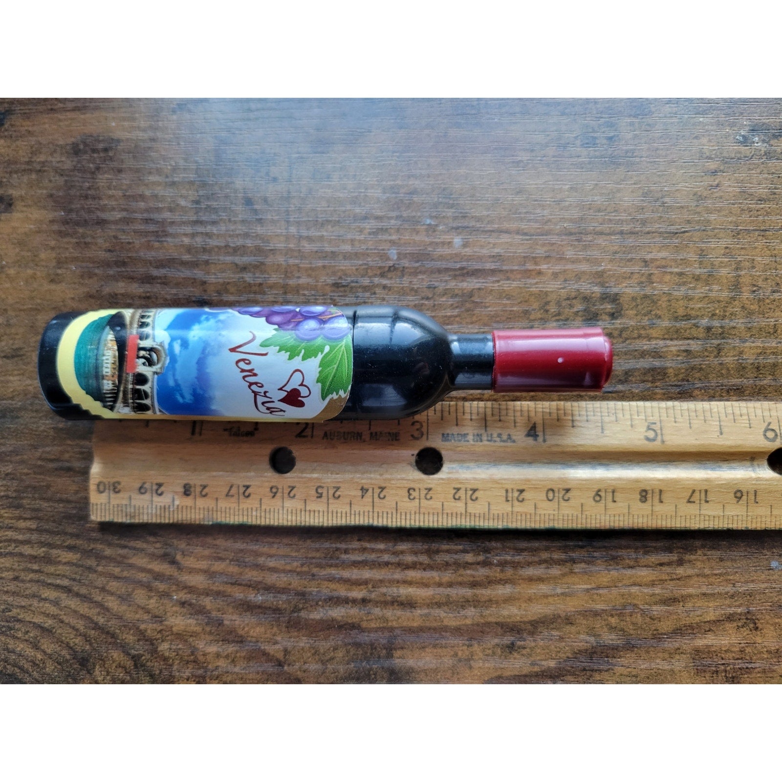Vintage Wine Bottle Venezia Corkscrew Opener - Refrigerator Magnet - Used
