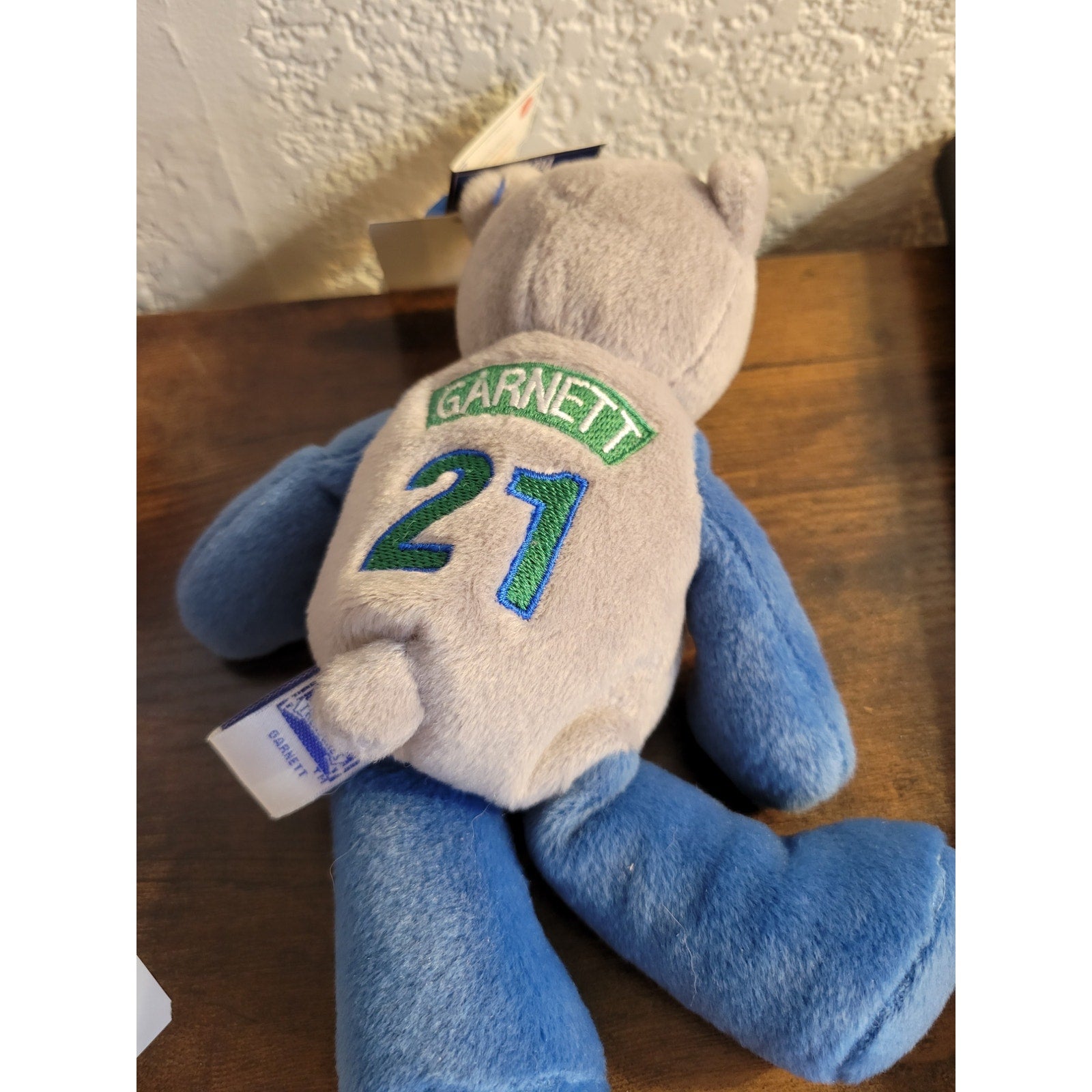 1999 Mattel Minnesota Timberwolves Kevin Garnett 21 Collectible Bear NBA License