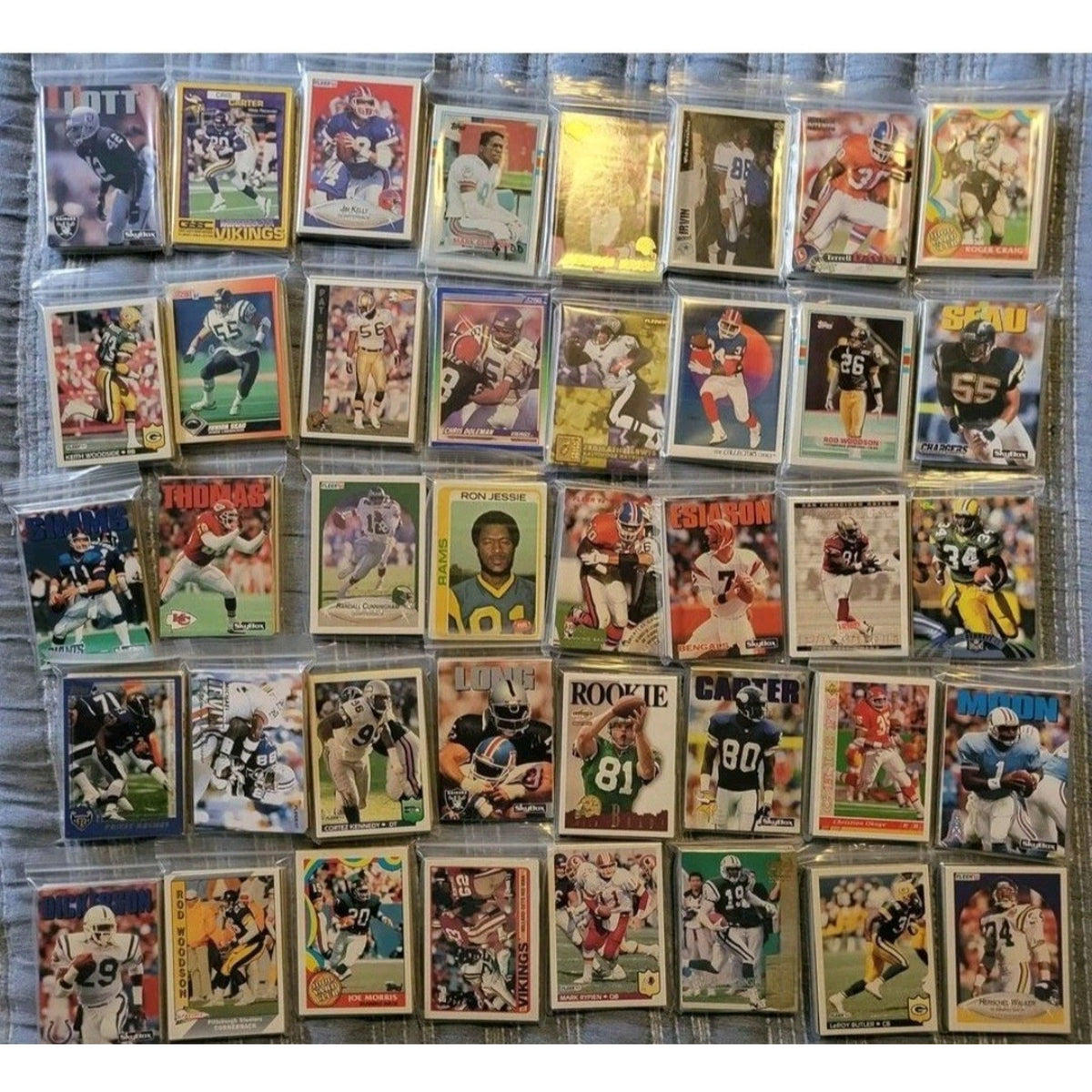 Various Sports Trading Card Lots - MLB, NBA, NFL - Pack of 20 cards