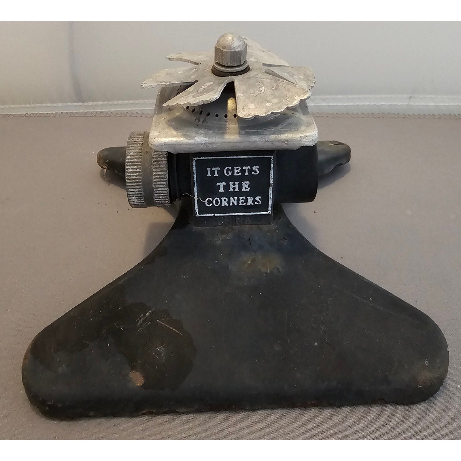 Vintage Nelson Black Square Spray "It Gets the Corners" Stationary Sprinkler