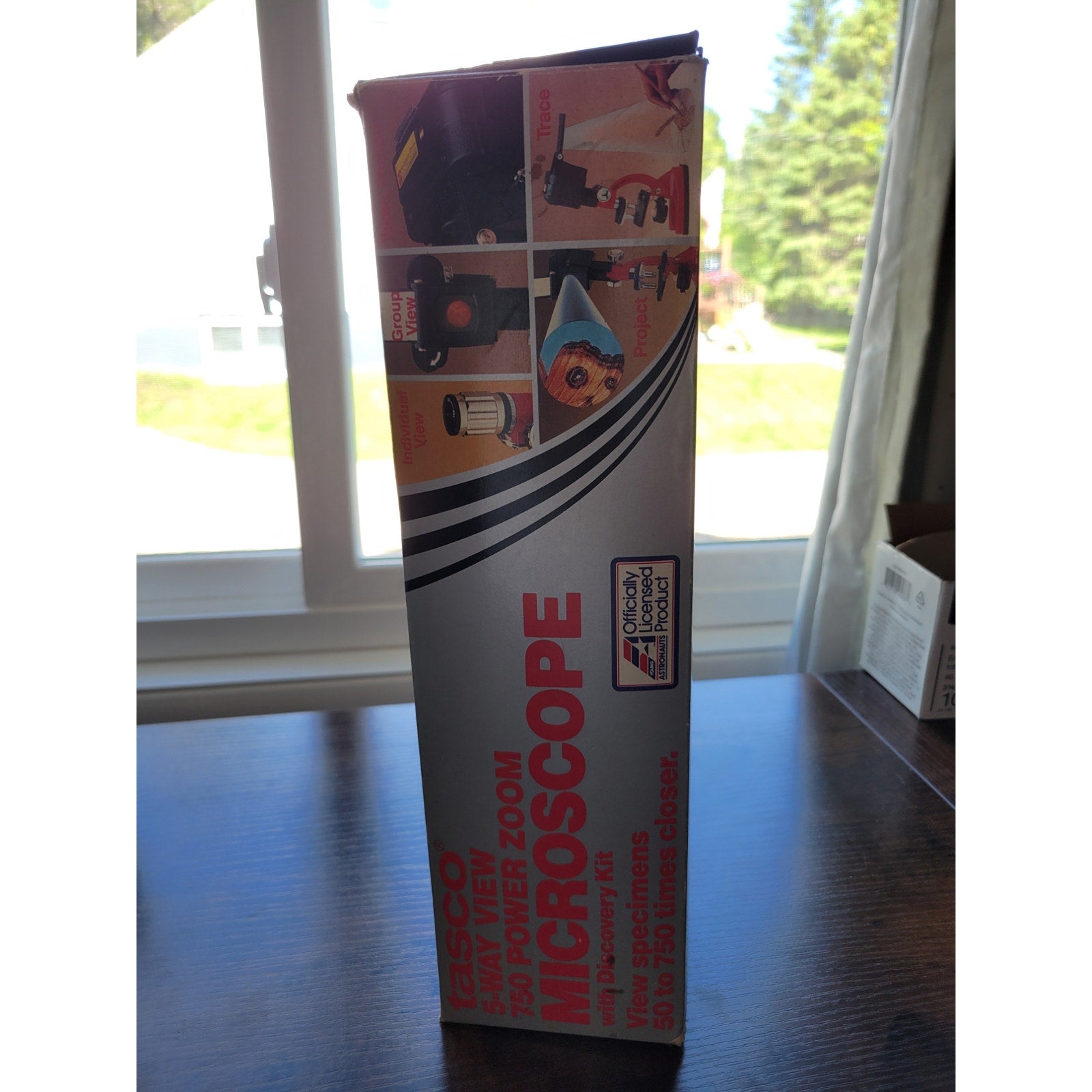 1986 Tasco YM750ZF - 5-Way View - 50 to 750 Power Zoom Microscope - Astronauts