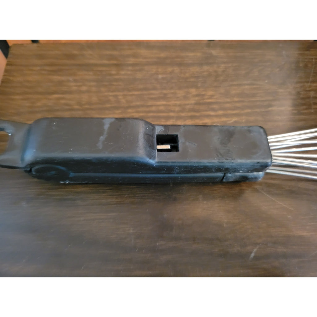 Black Handle Flipper/Tongs for Fish, Deep Frying - Locks