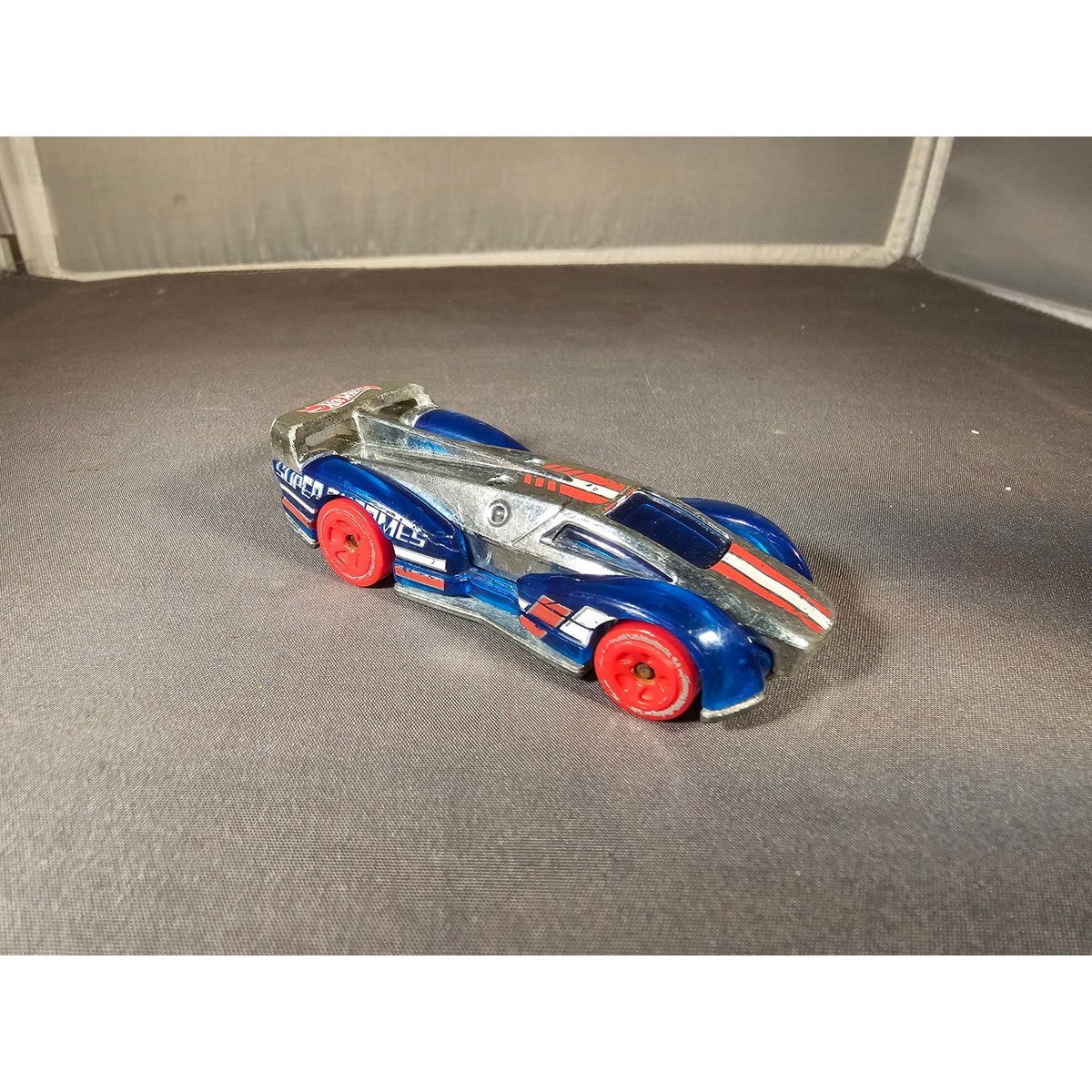 2017 Hot Wheels - Blue/Red Electrack FJV50 Car - loose