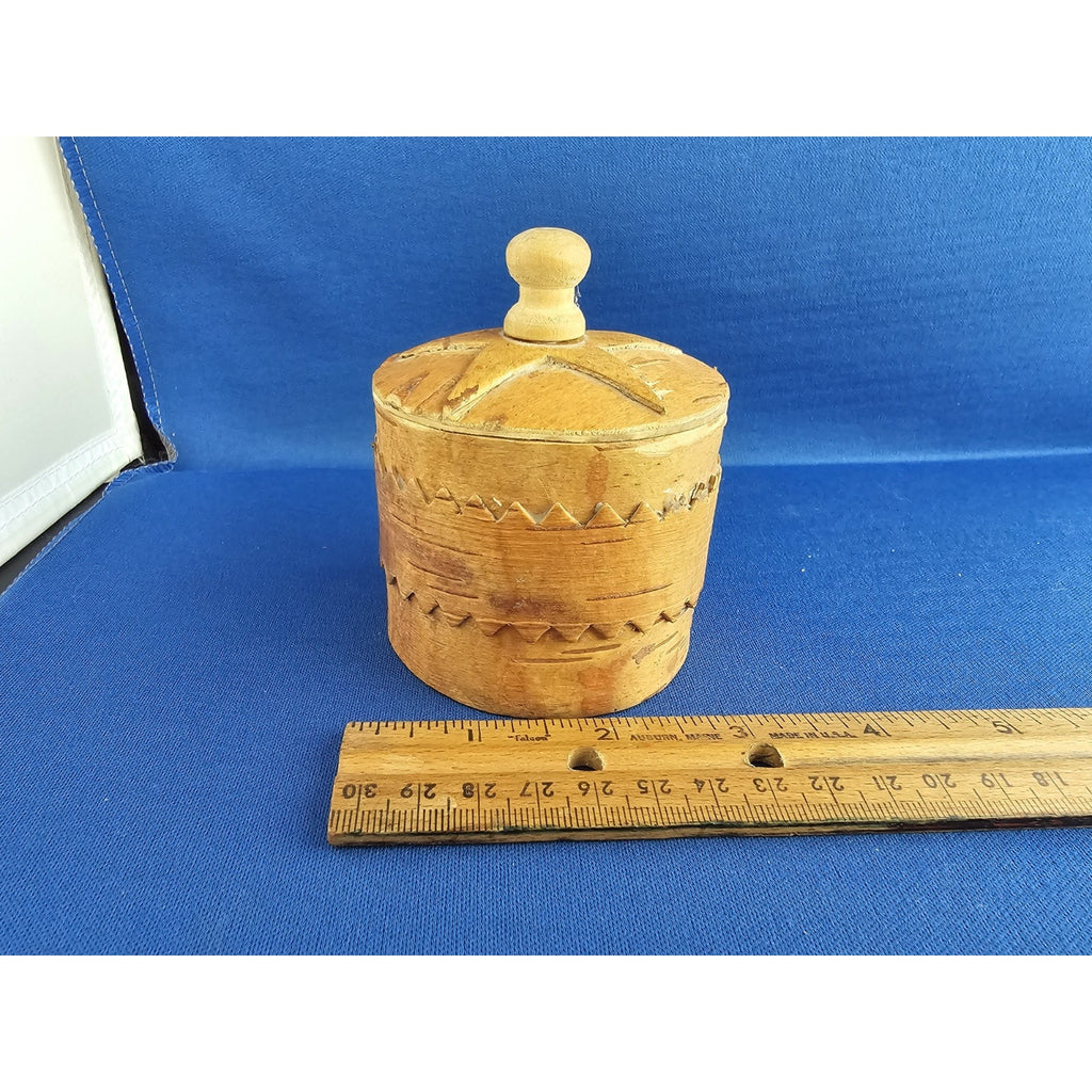 Vintage Small Handmade Carved Round Wood/Bark Box w/Lid