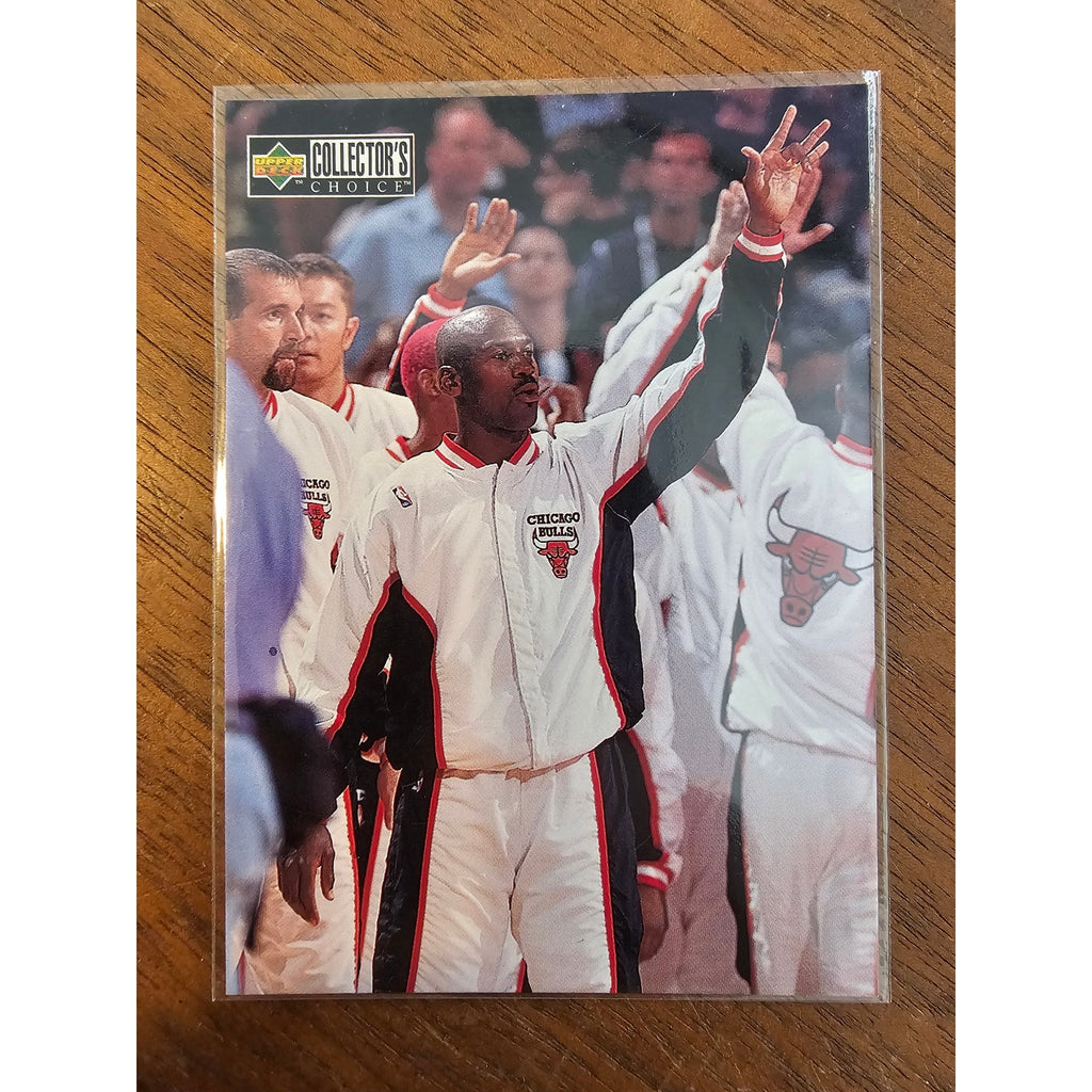 Michael Jordan 1997-1998 Upper Deck #394 - Michael's Magic - Chicago Bulls - NBA