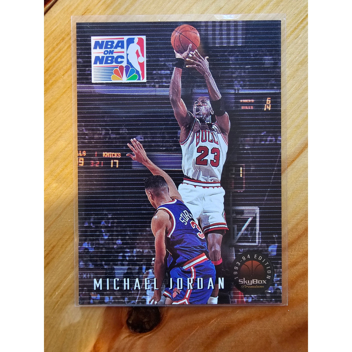 Michael Jordan 1993-1994 Skybox Premium #14 - Playoff Performance - Bulls - NBA