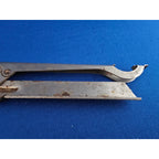 Vintage Vaughan's Master Opener Manual Can - works well - USA - 29 cent