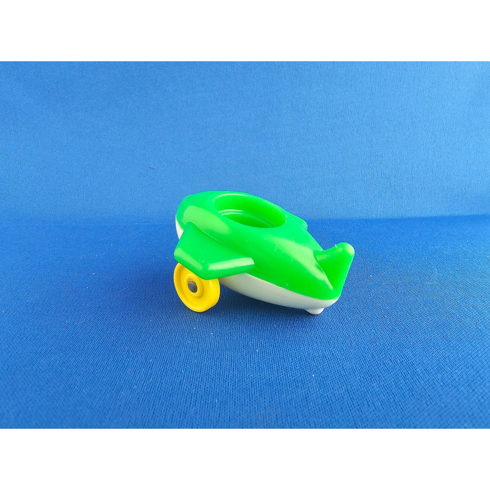 Vintage Fisher Price Little People Riders #656 -Green/White Baby Airplane FPT819
