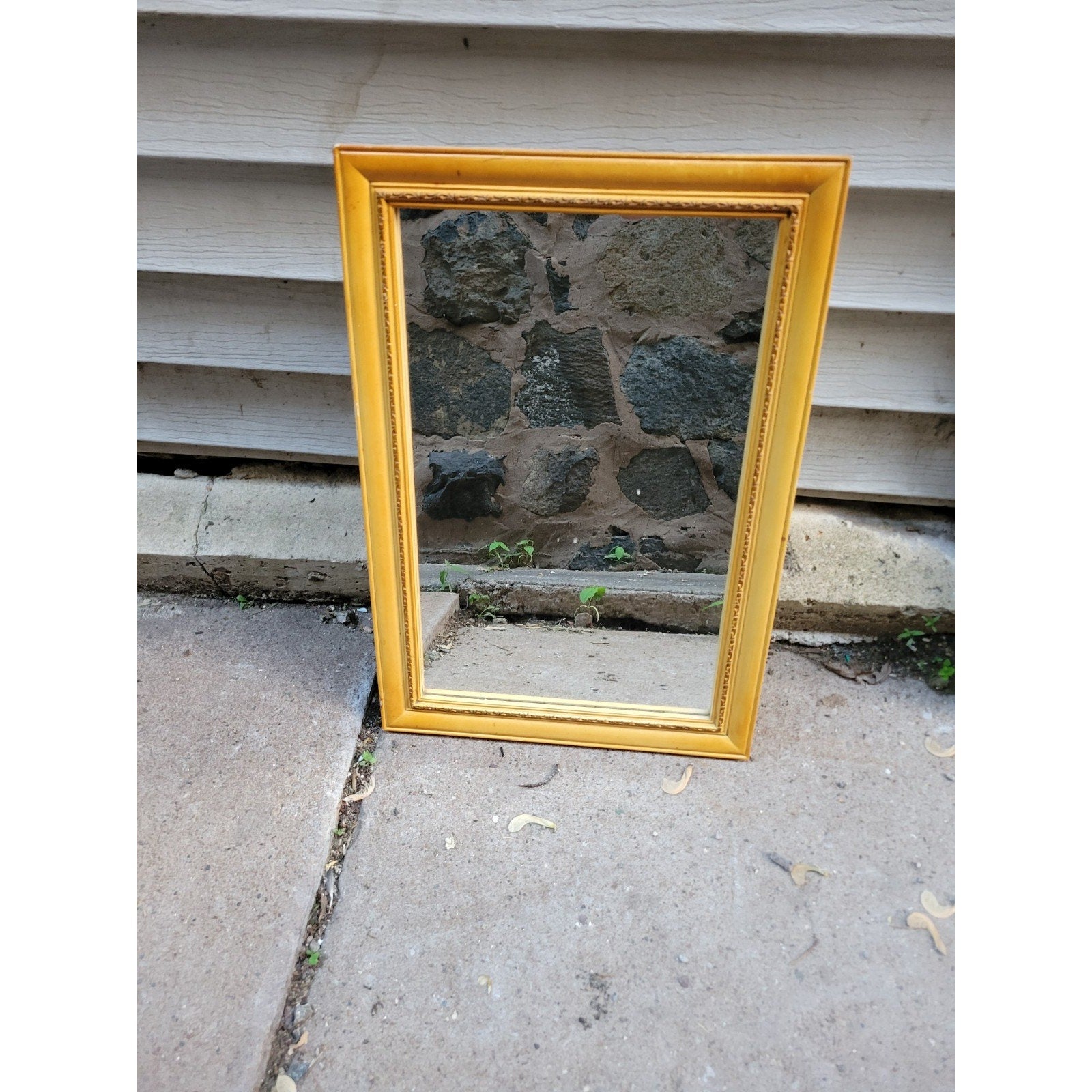 Vintage Montgomery Ward 81-1-17107M - Miami-Carey Recess Metal Medicine Cabinet