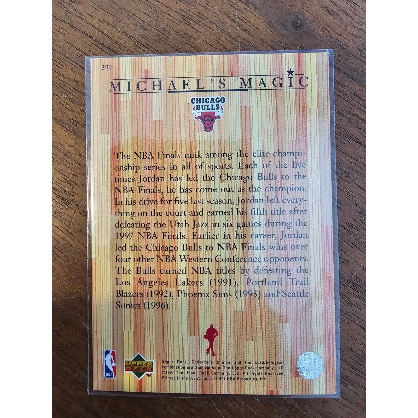 Michael Jordan 1997-1998 Upper Deck #390 - Michael's Magic - Chicago Bulls - NBA