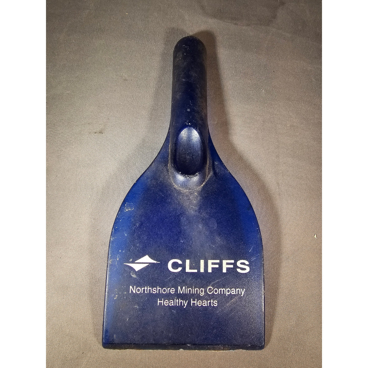 CLIFFS Northshore Mining Company - Healthy Hearts - Blue Windshield Ice Scraper