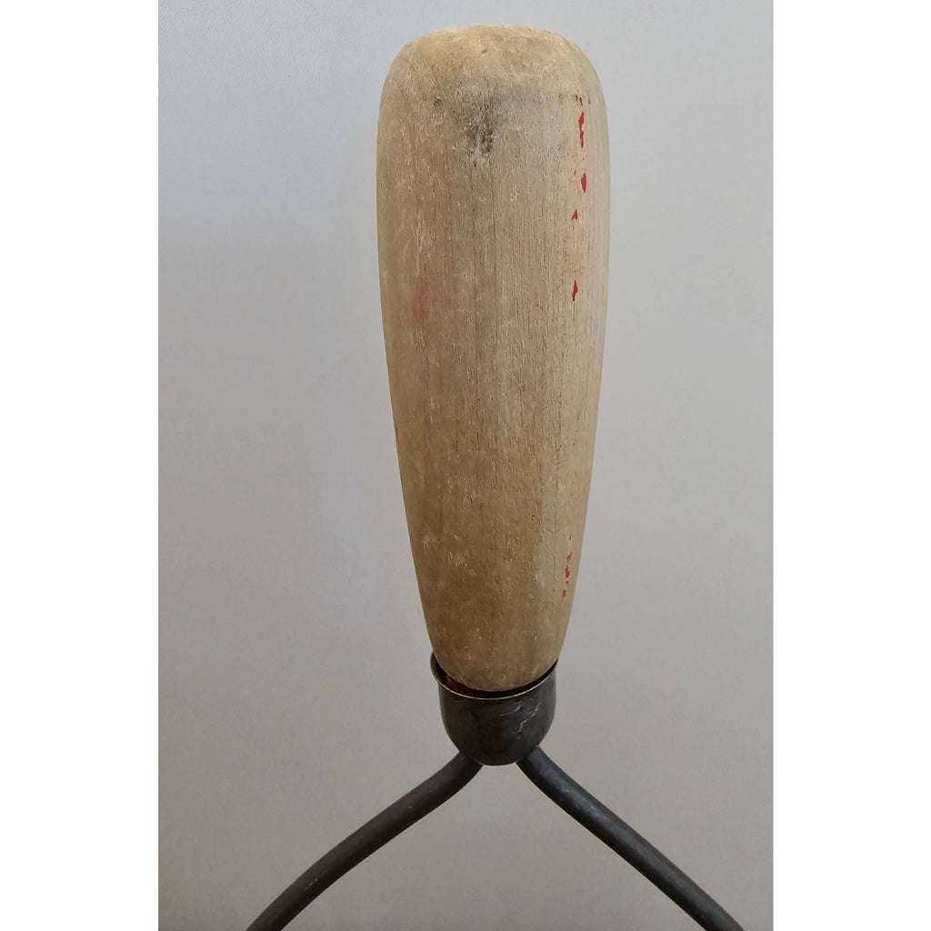 Vintage 9-1/2" Wire Potato Masher w/Red Wood Handle