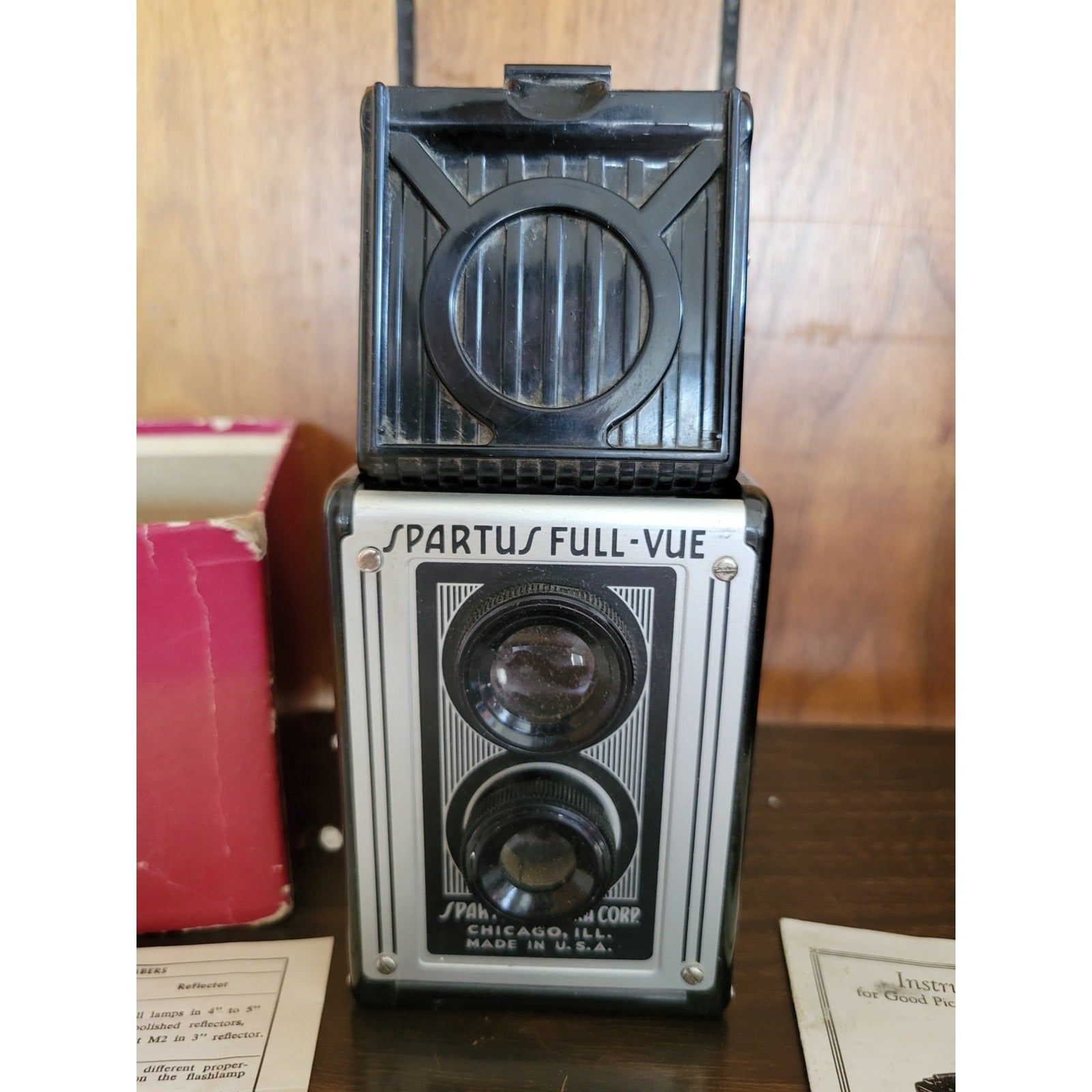 Vintage Spartus Full-Vue Camera BC-101 w/Manual - untested