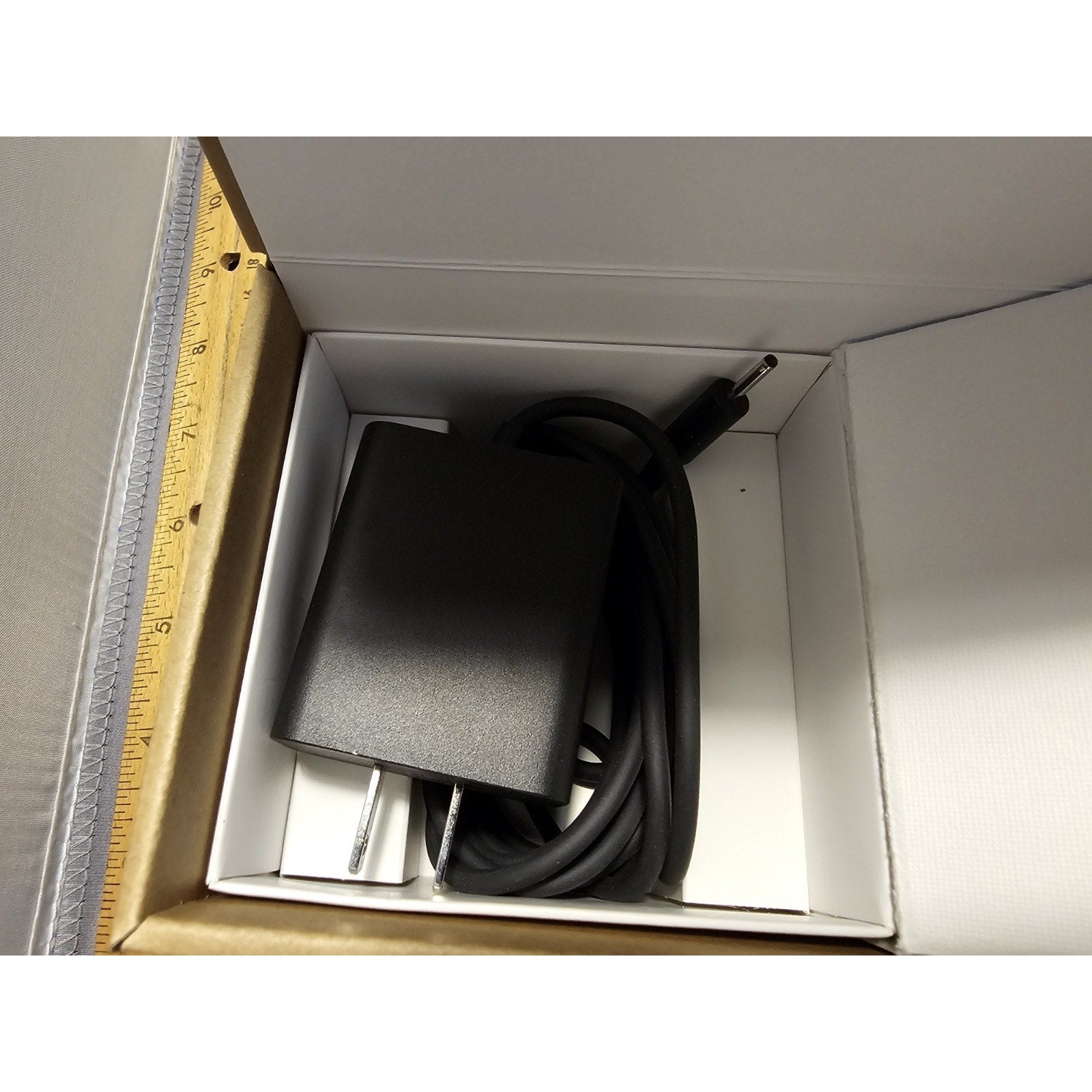 Meta Portal TV - Big Screen Smart Video Calling for Group Calls On TV LW94NS