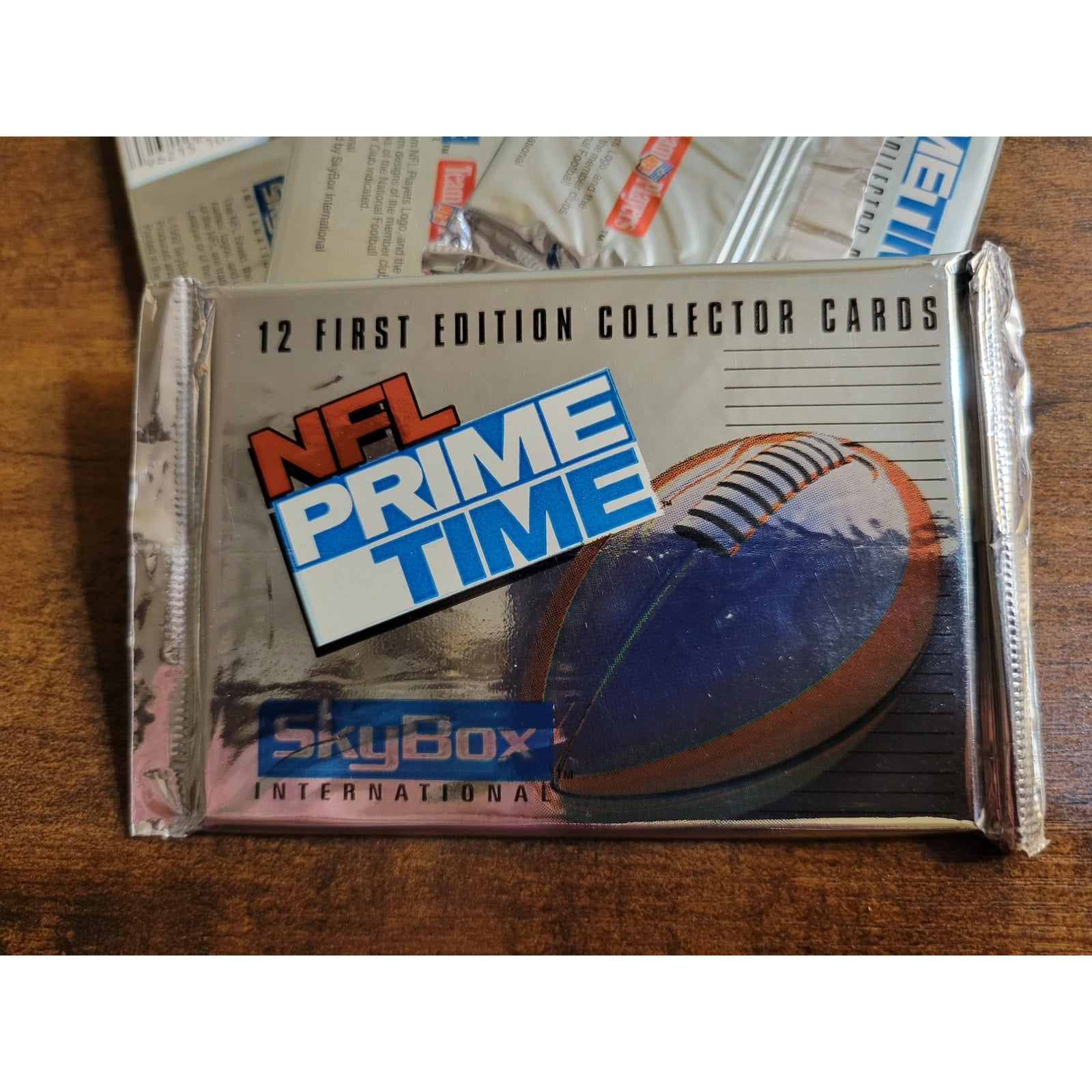 Lot of 4 Sealed Packs 1992 Skybox Primetime - NFL