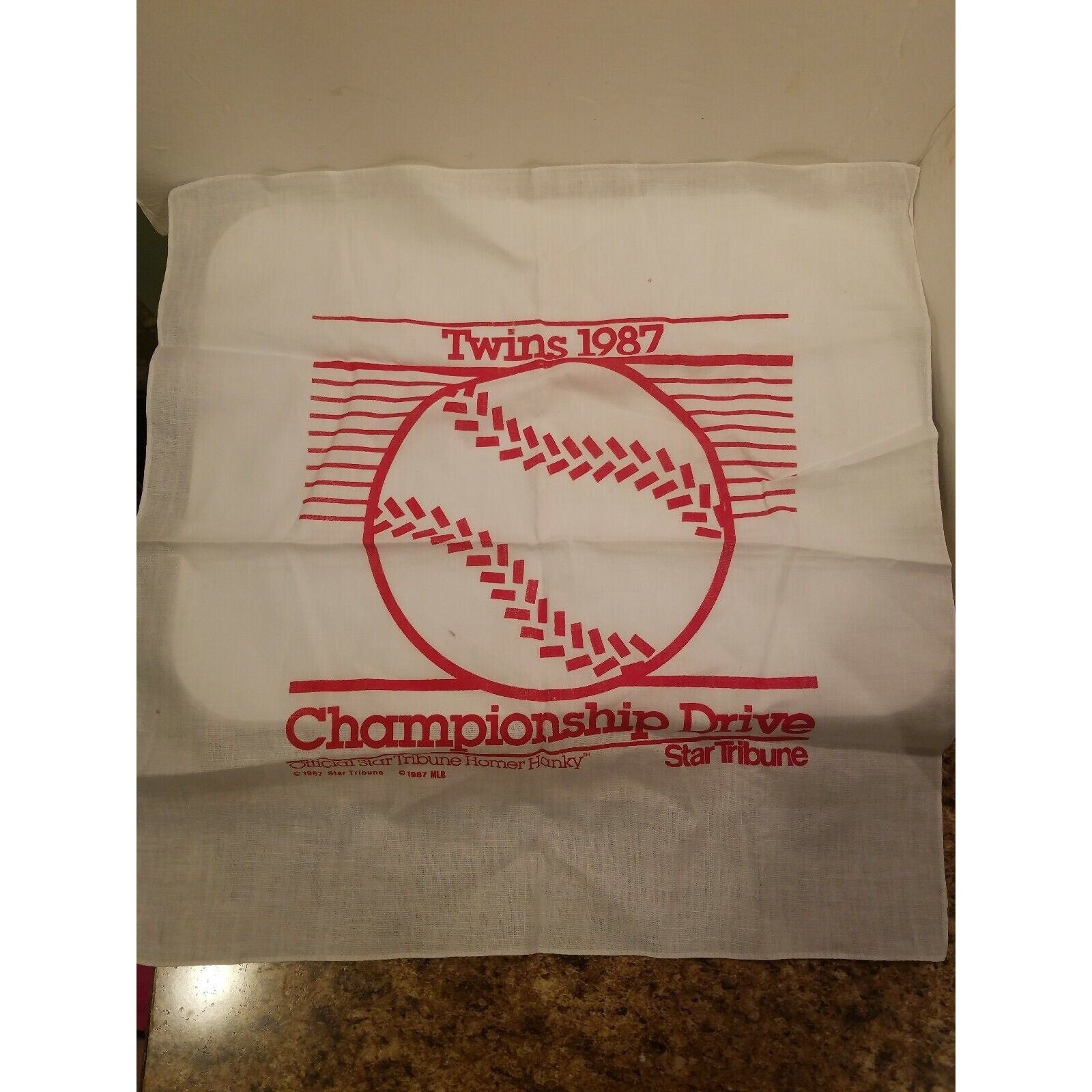 Vintage 1987 Minnesota Twins World Series Homer Hanky - Championship Drive