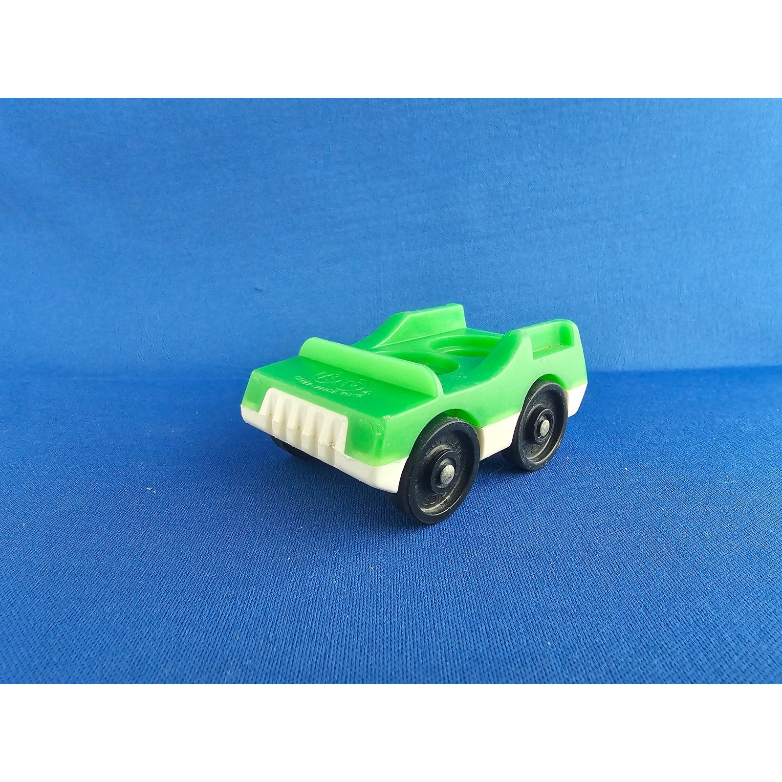 Vintage Fisher Price Little People - Green/White Two-Passenger Car
