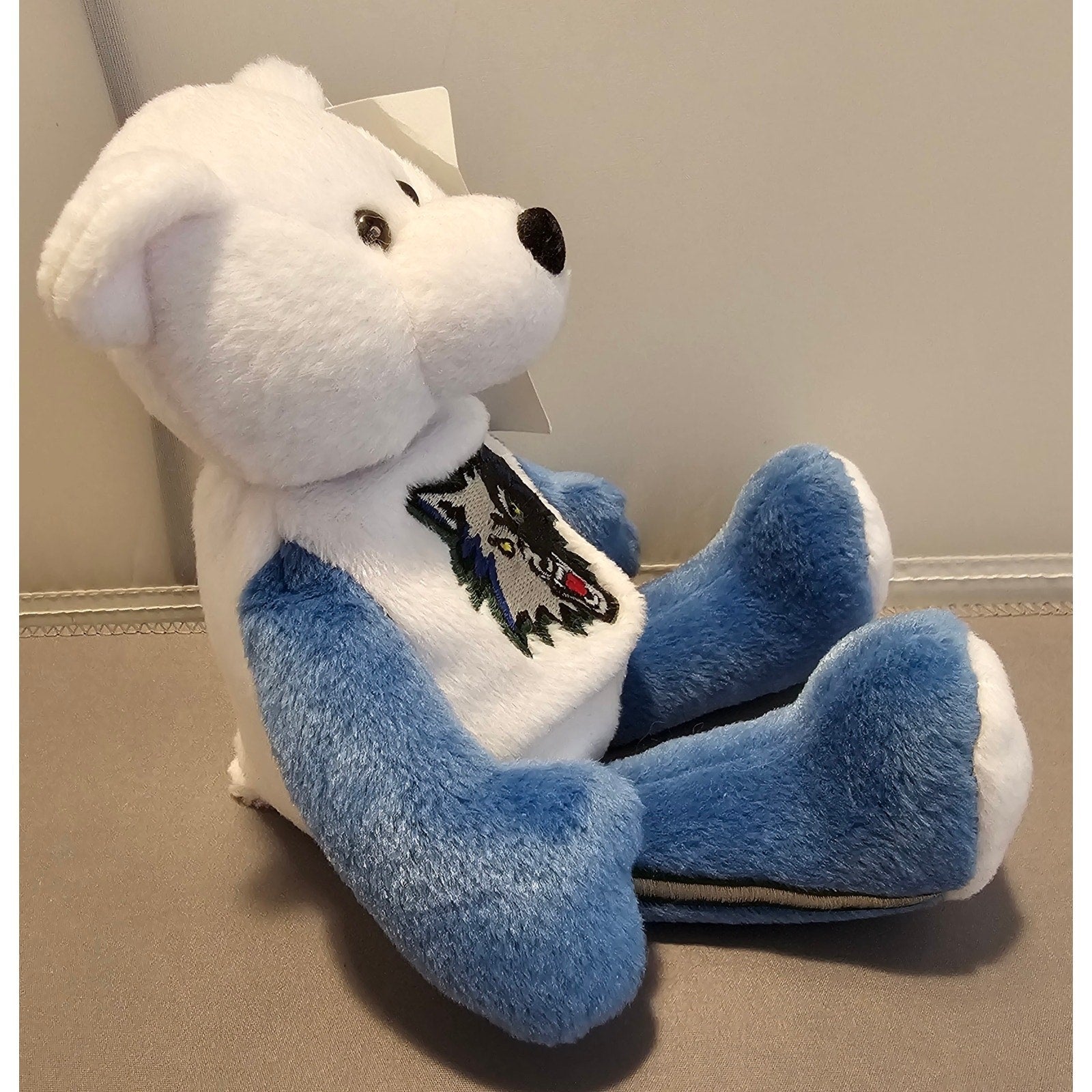 2000 Mattel Limited Treasures Minnesota Timberwolves Collectible Bear "Trees"