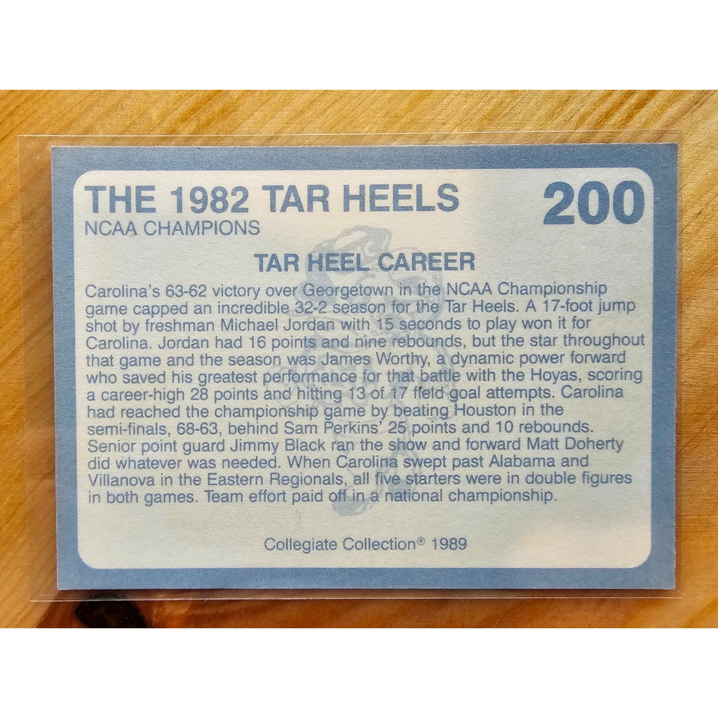 1989 Collegiate Collection #200 Michael Jordan - Carolina's Finest 1st Edition