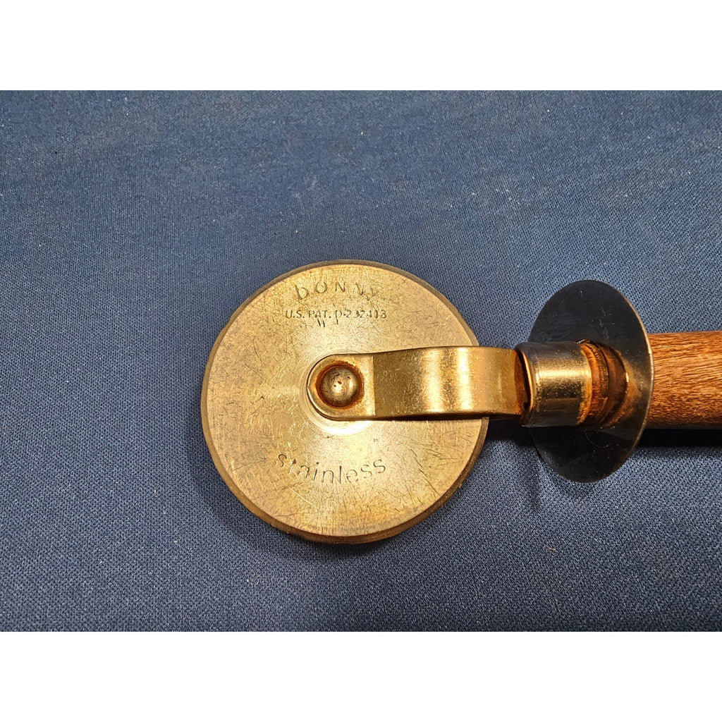 Vintage Bonny Stainless Steel 2-1/4" Pizza Cutter/Wheel w/Wood Handle - 7" long