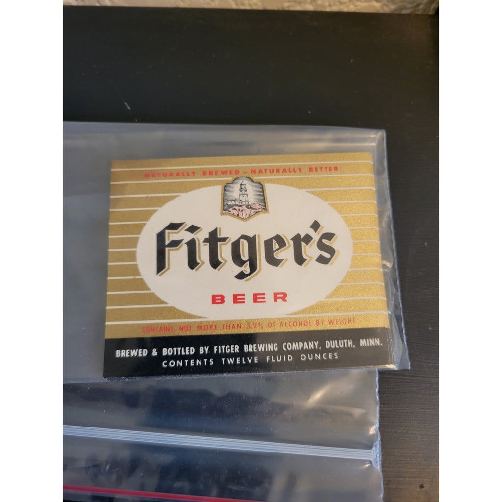 Lot of 10 Vintage Fitger's Beer Label - 12 Twelve Fluid Ounces - Duluth Minn