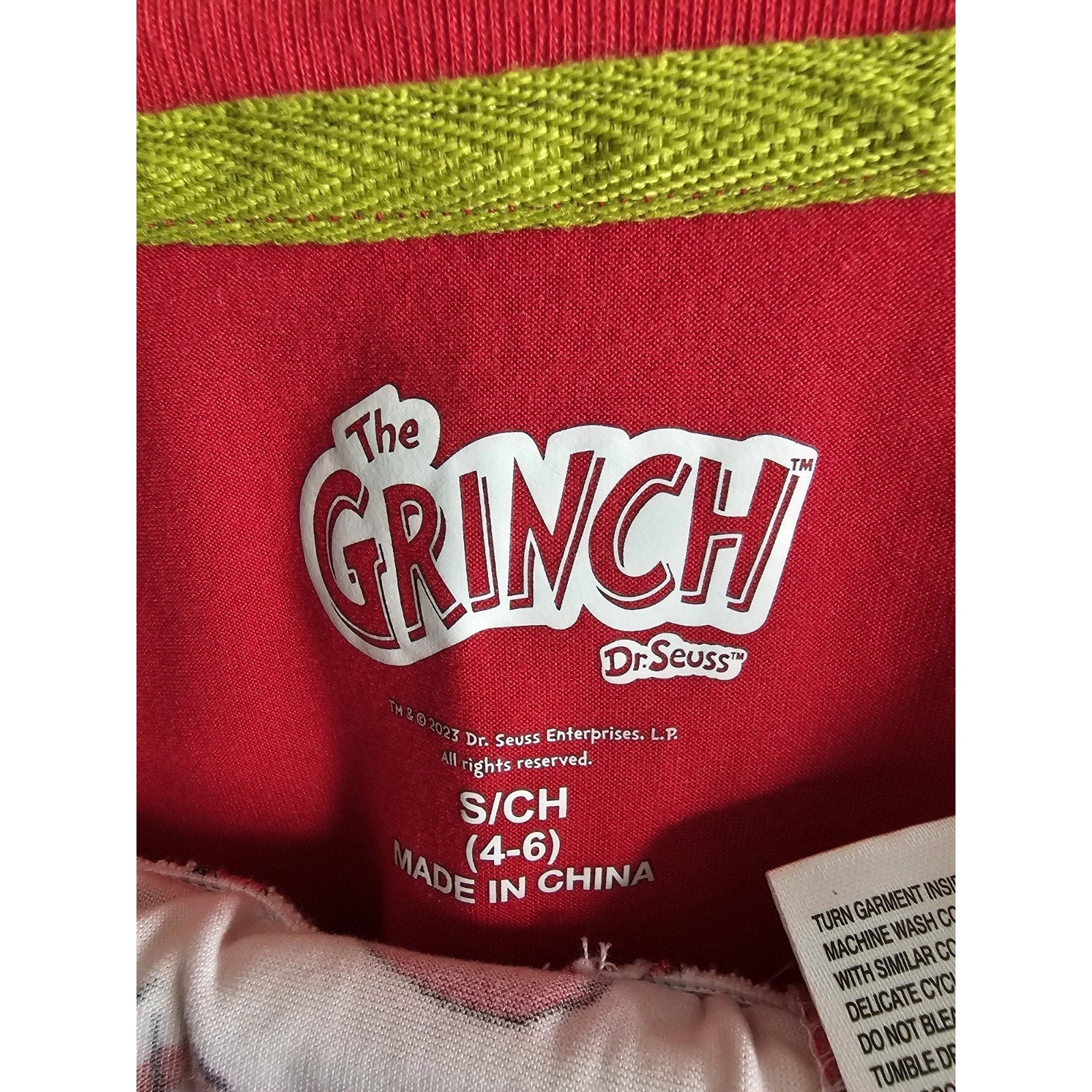The Grinch Christmas Unisex Pajama Set. Long Sleeve/Pants. Size S 4/6