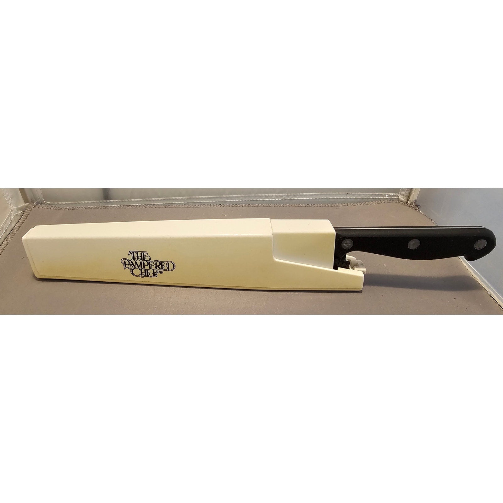 Pampered Chef #1047 - 8" Knife w/Self Sharpening Case - used