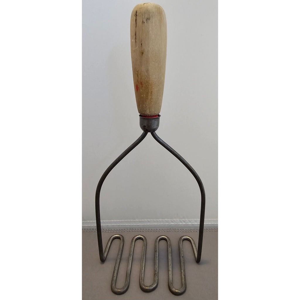 Vintage 9-1/2" Wire Potato Masher w/Red Wood Handle