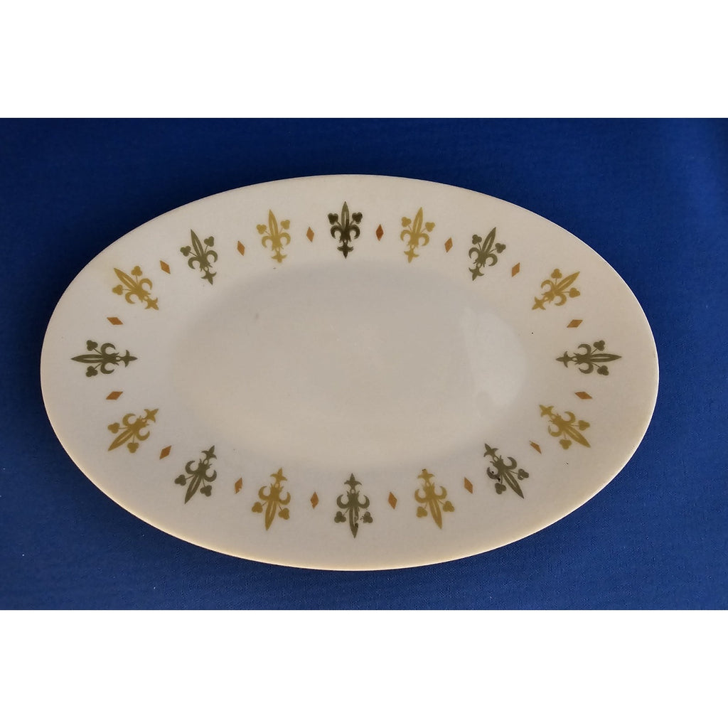 Vintage/Mid-Century 9” Oval Plate Royal M by Yamato - Made in Japan Crest Design