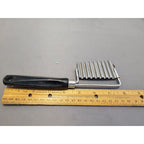 Vintage Crinkle-Cut Slicer - Kitchenware Metal Cutting Tool
