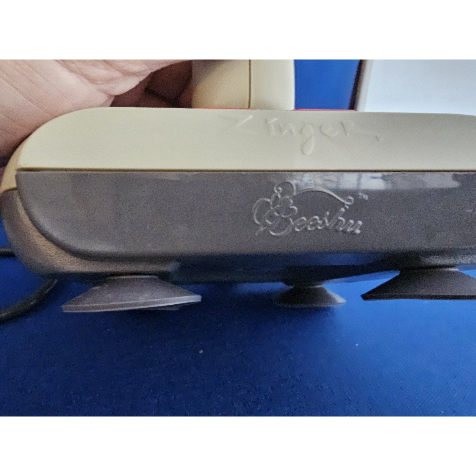 Nintendo NES Beeshu Zinger Joystick Turbo Controller with Quick Fire