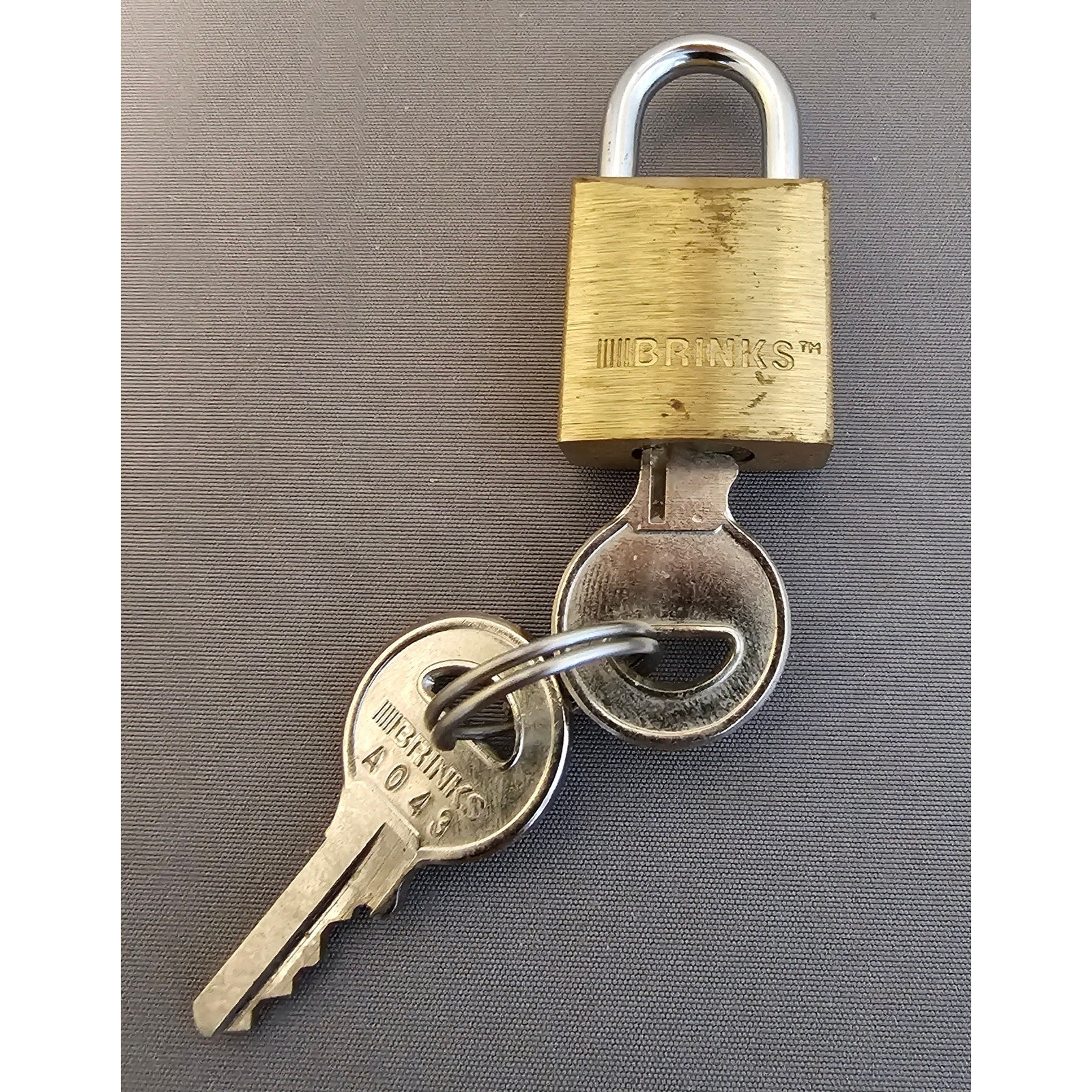 Vintage Brinks Hardened Miniature Luggage Padlock w/Keys - 1-3/8" x 3/4"- works