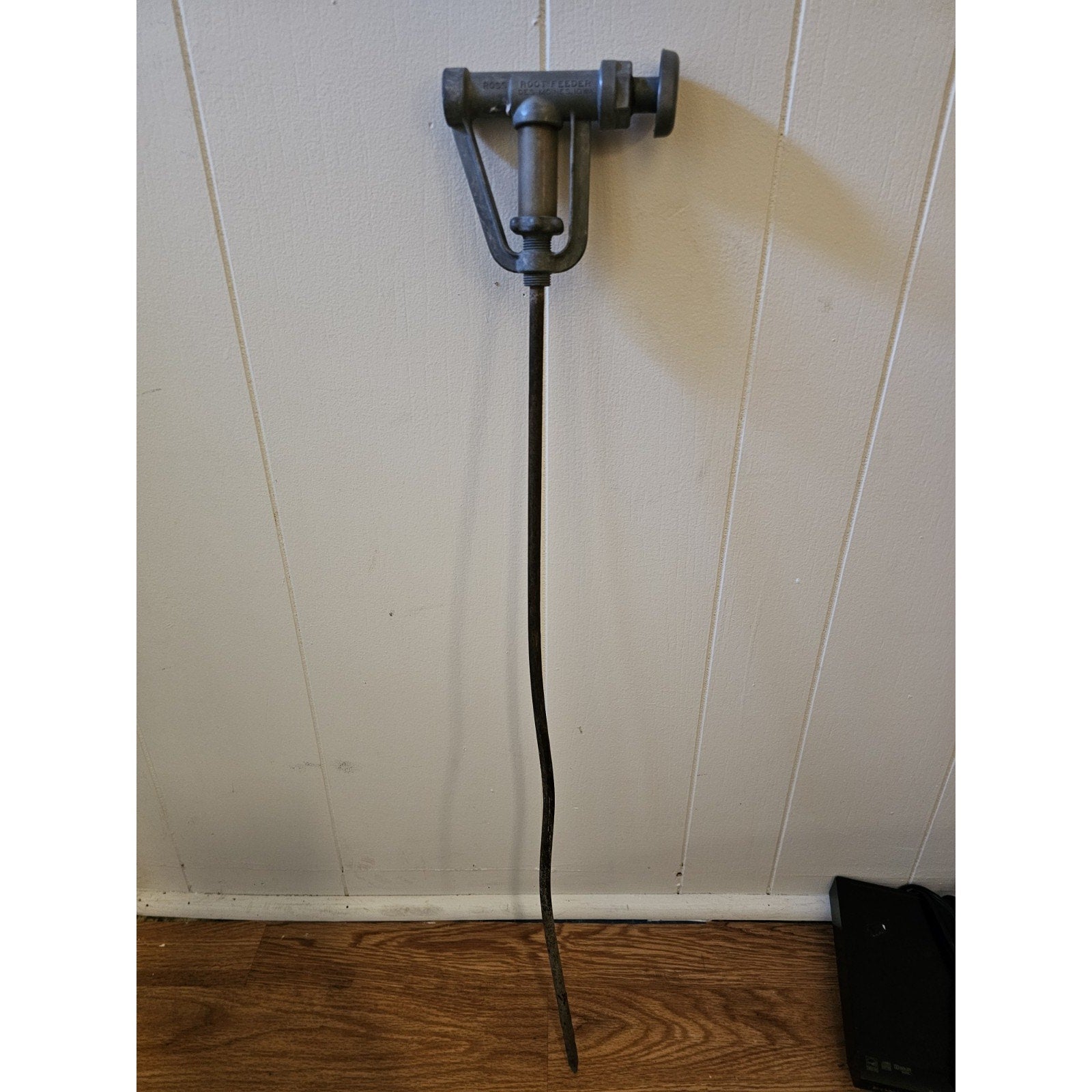 Vintage Ross 32" Root Feeder - Fertilizer Tool - Metal Heavy Duty - Des Moines