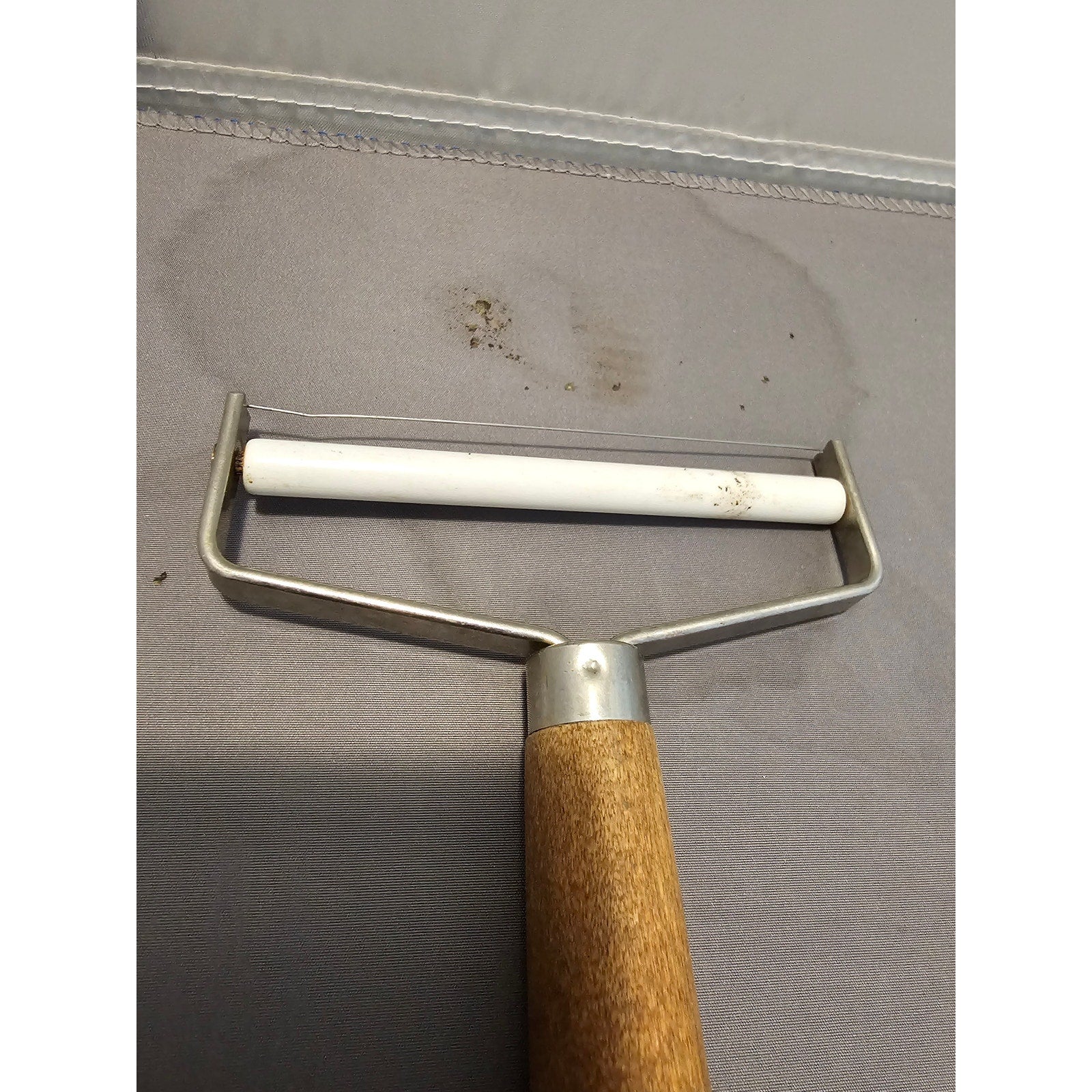Vintage Cheese Slicer - 4" wide w/Wood Handle - Roller Style