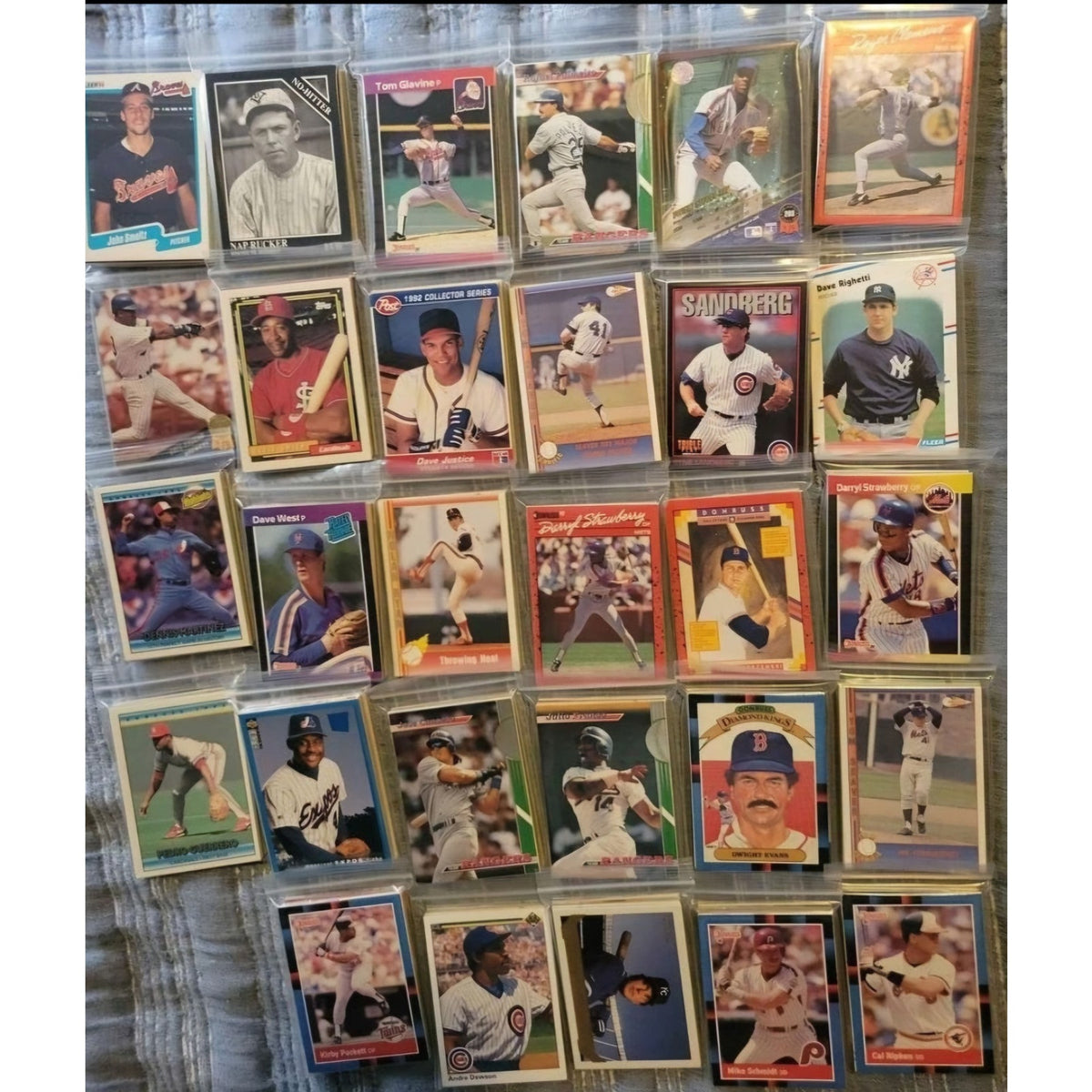 Various Sports Trading Card Lots - MLB, NBA, NFL - Pack of 20 cards