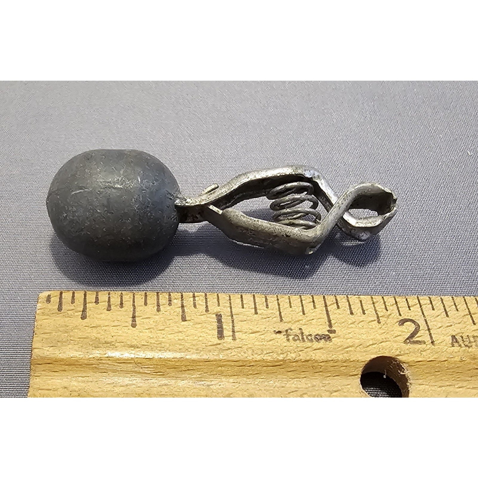 Mueller Pee Wee No. 45 - Depth Weights Ice Fishing, Clip On Lead