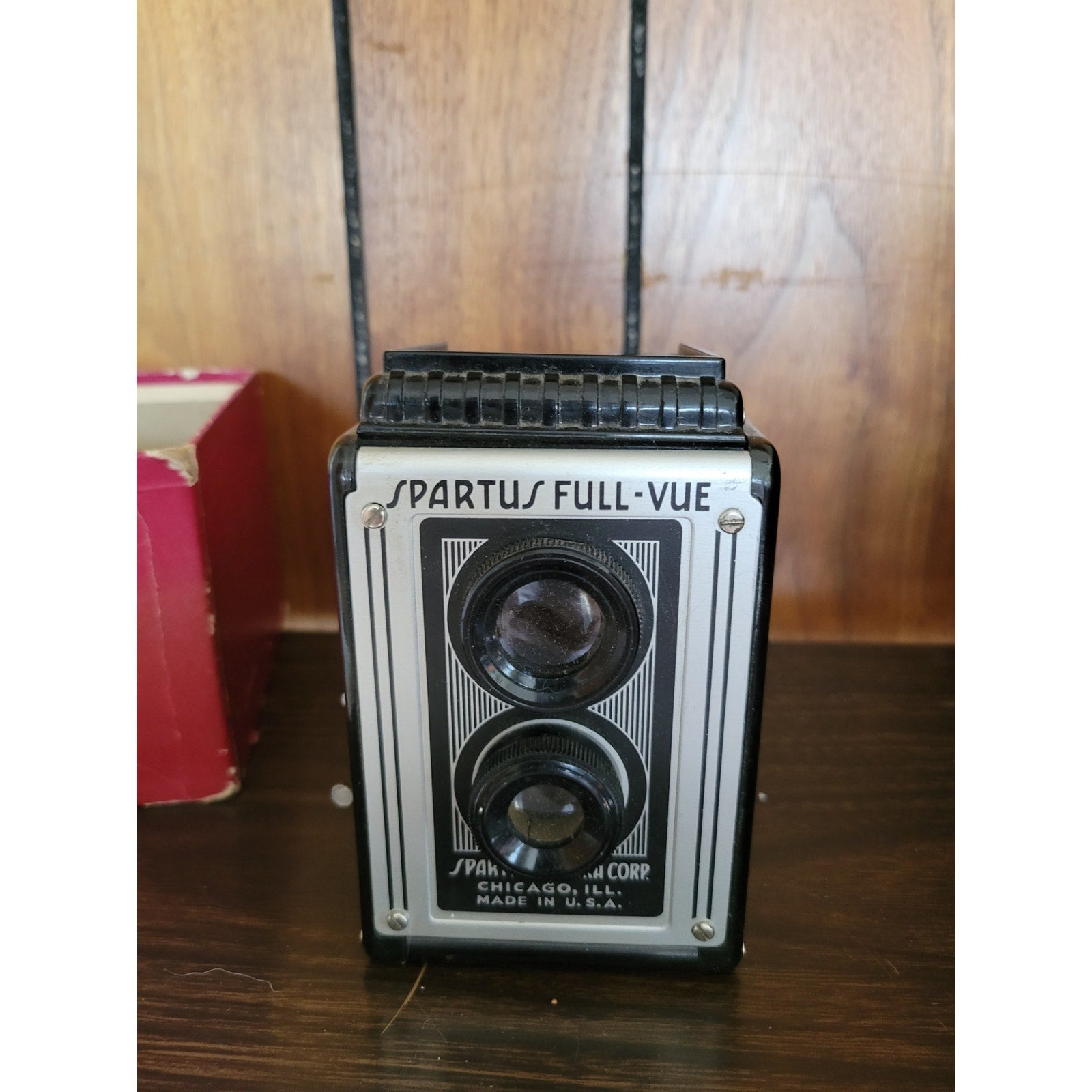 Vintage Spartus Full-Vue Camera BC-101 w/Manual - untested