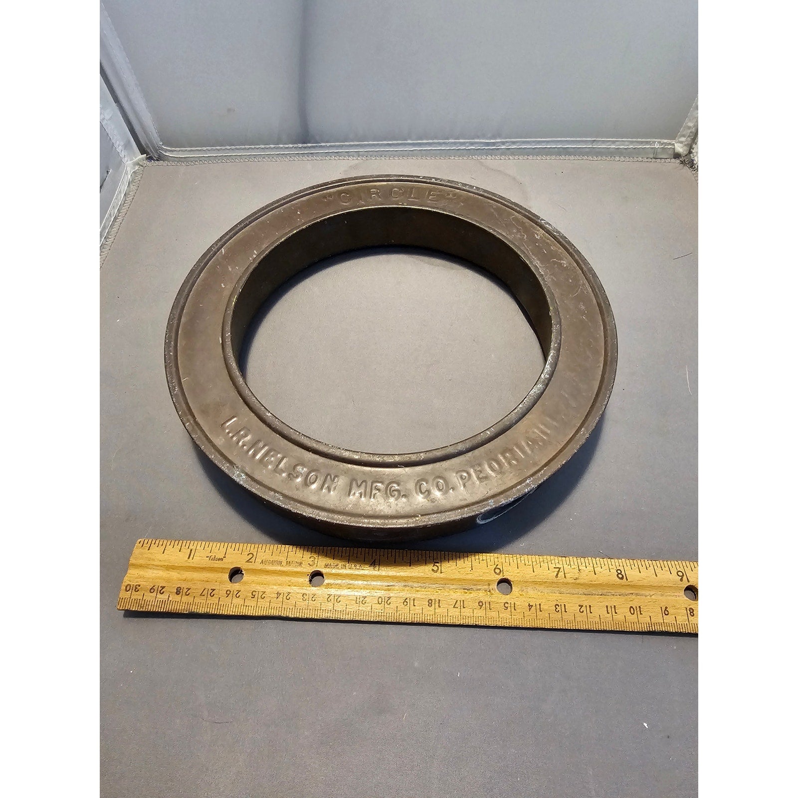 Vintage L.R. Nelson 8-1/4 in Metal "Circle" Stationary Sprinkler - used