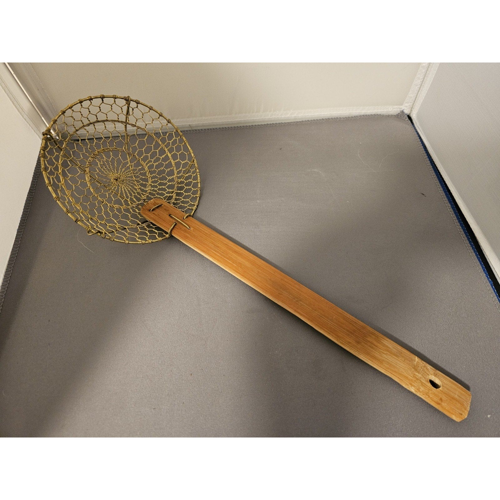 Vintage Large Deep Fry/Wok Cooking Spider Ladle/Strainer/Basket - 14" L x 5" Dia