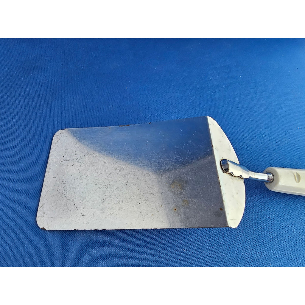 Vintage Chief Spatula/Flipper 11" (inches) w/White Plastic Handle
