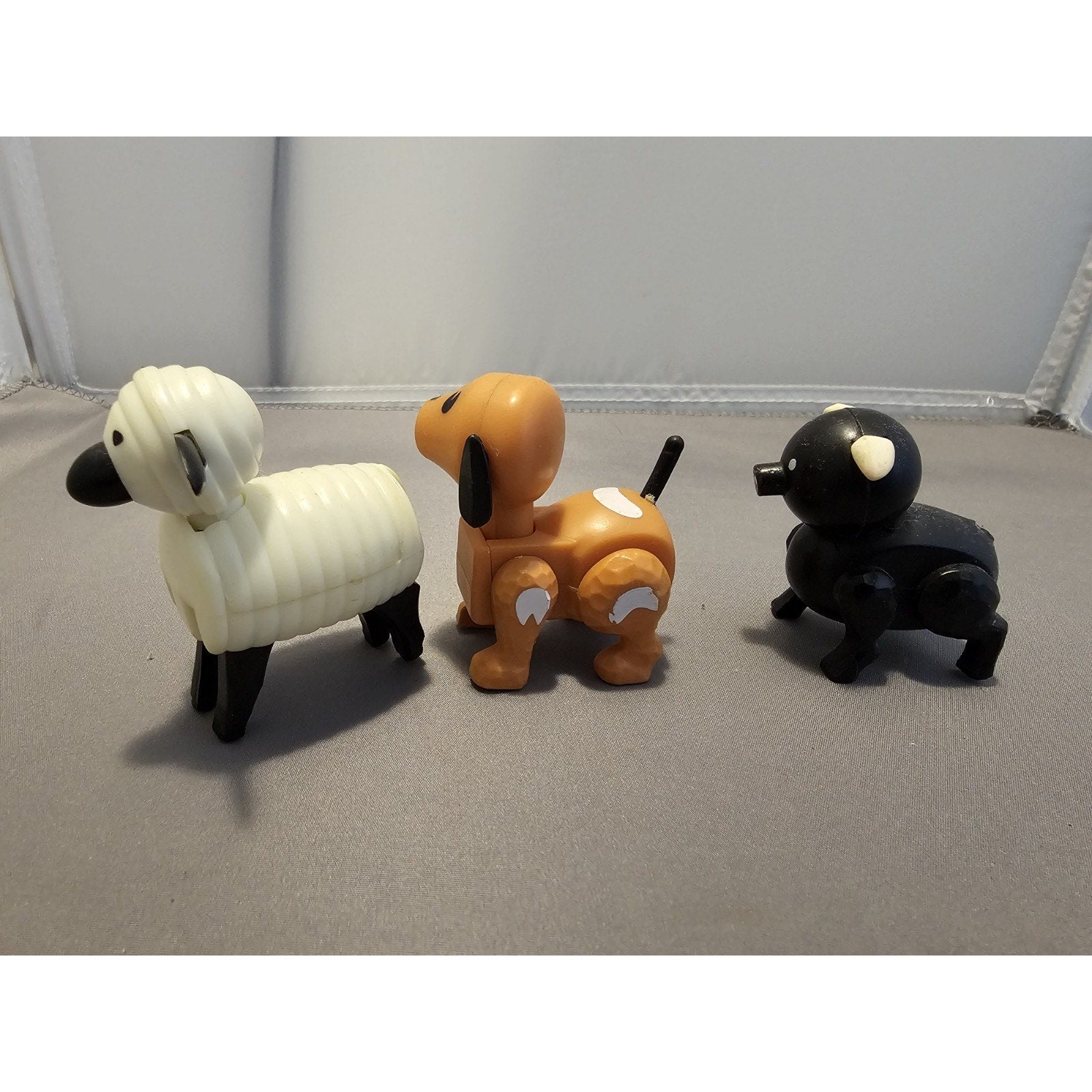 Lot of 16 Vintage 1967+ Fisher Price Little People #915 Play Family Farm w/Silo