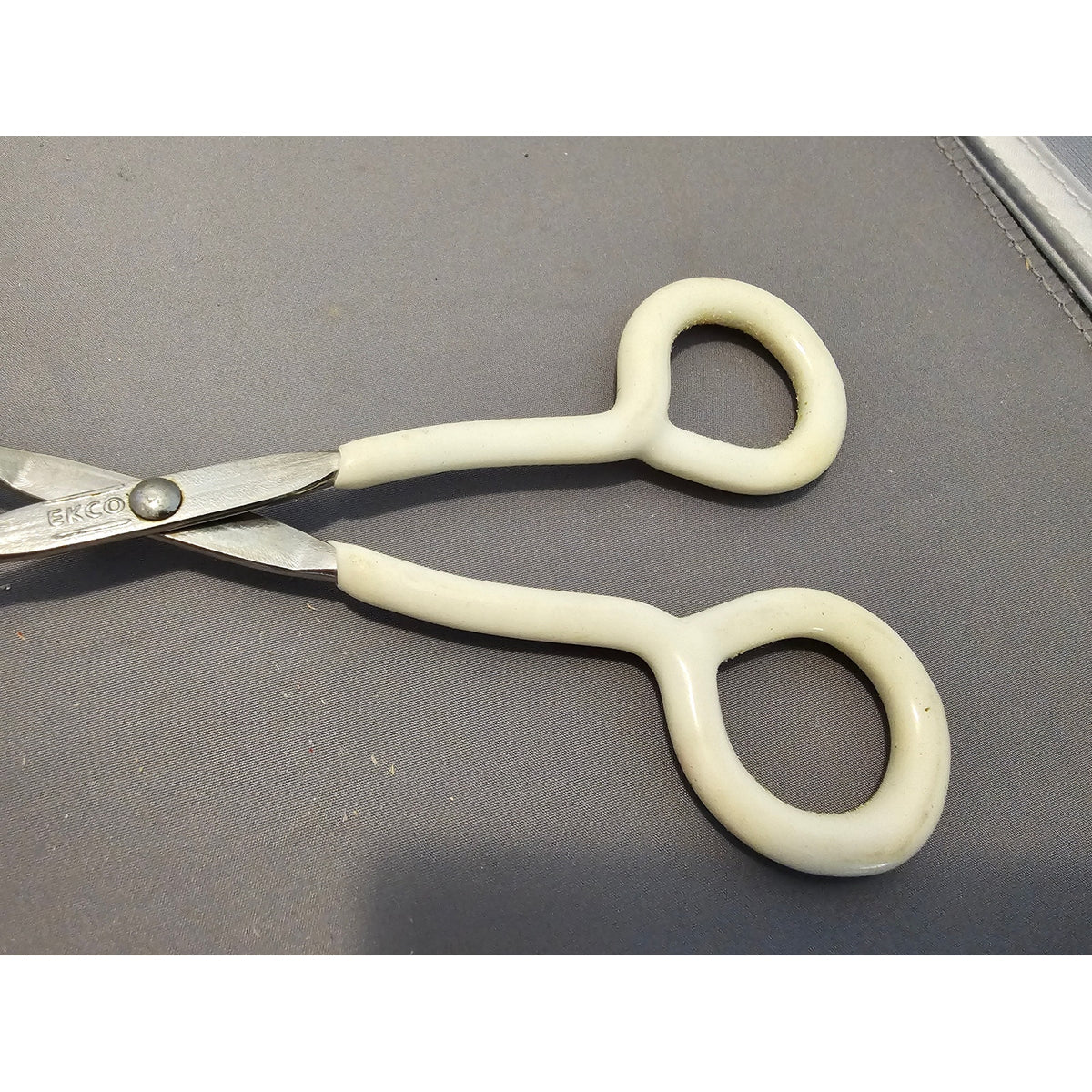 Vintage Ekco 10" White Rubble Handle Stainless Steel Tongs - USA