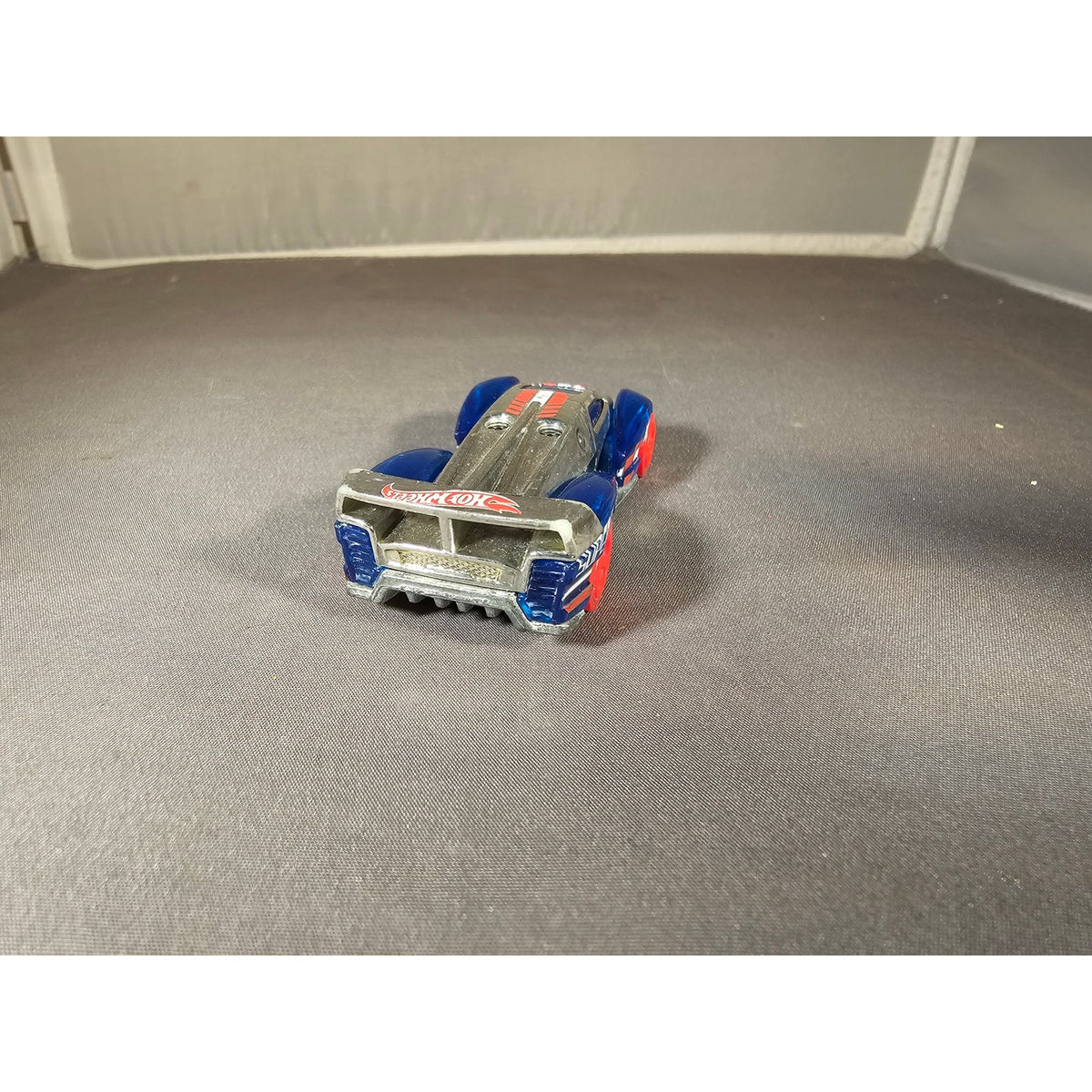 2017 Hot Wheels - Blue/Red Electrack FJV50 Car - loose